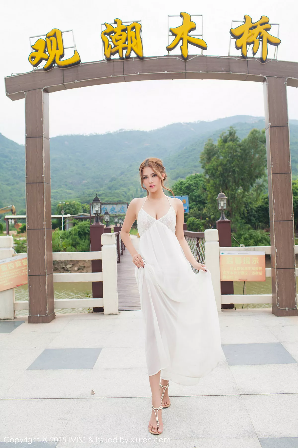 秀人集.com_[IMISS爱蜜社]Vol.008_嫩模妍妍Yanyan系列连身裙低胸内衣豪乳诱惑写真76P