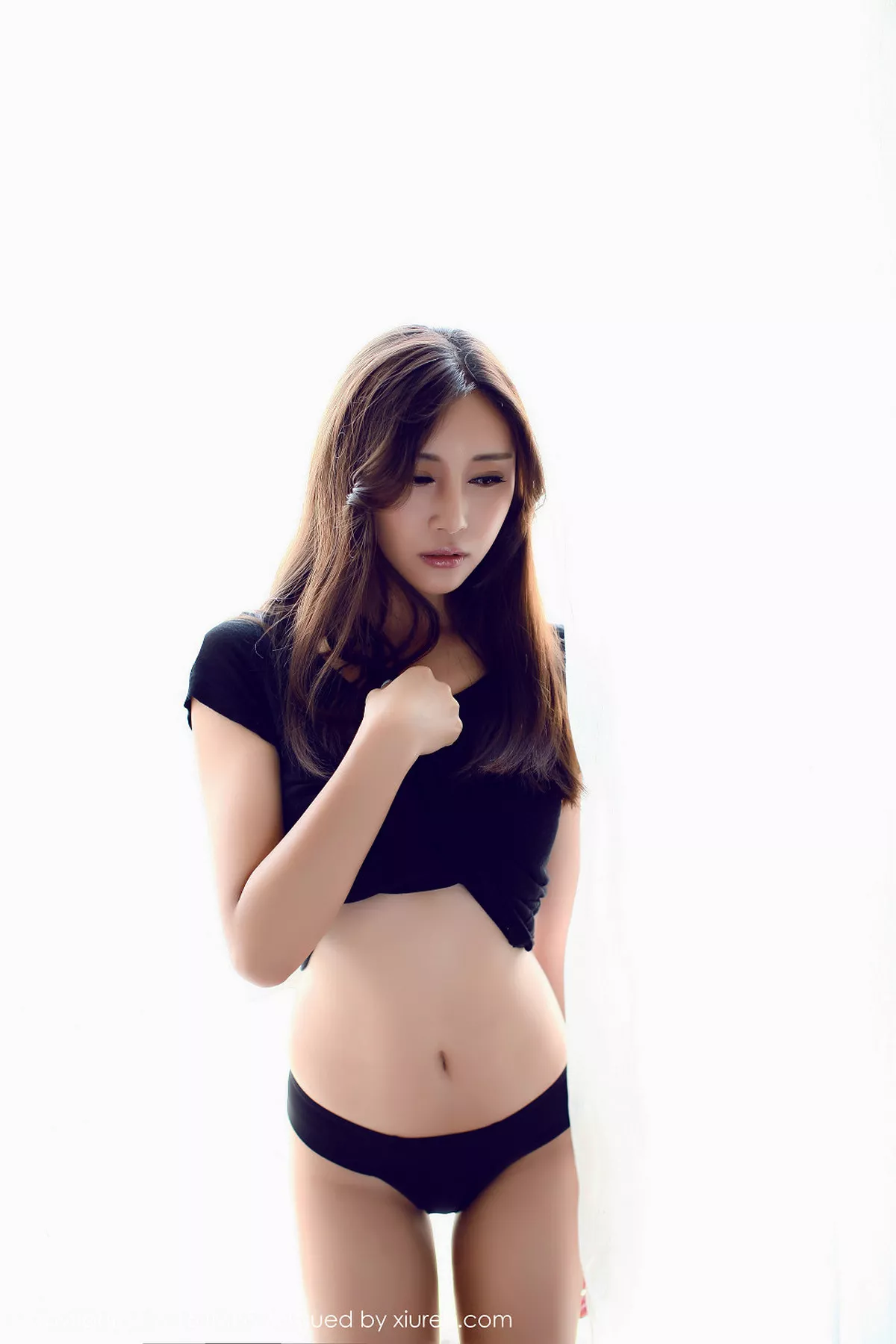 秀人集.com_[IMISS爱蜜社]Vol.007_靓丽嫩模乐乐Mango系列比基尼秀豪乳性感写真59P