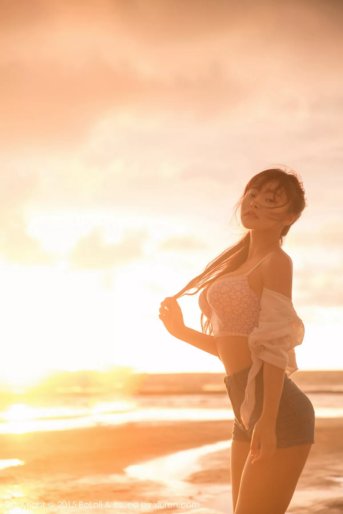 秀人集.com_[BoLoli波萝社]Vol.001_嫩模柳侑绮sevenbaby童颜巨乳性感系列生活写真秀94P