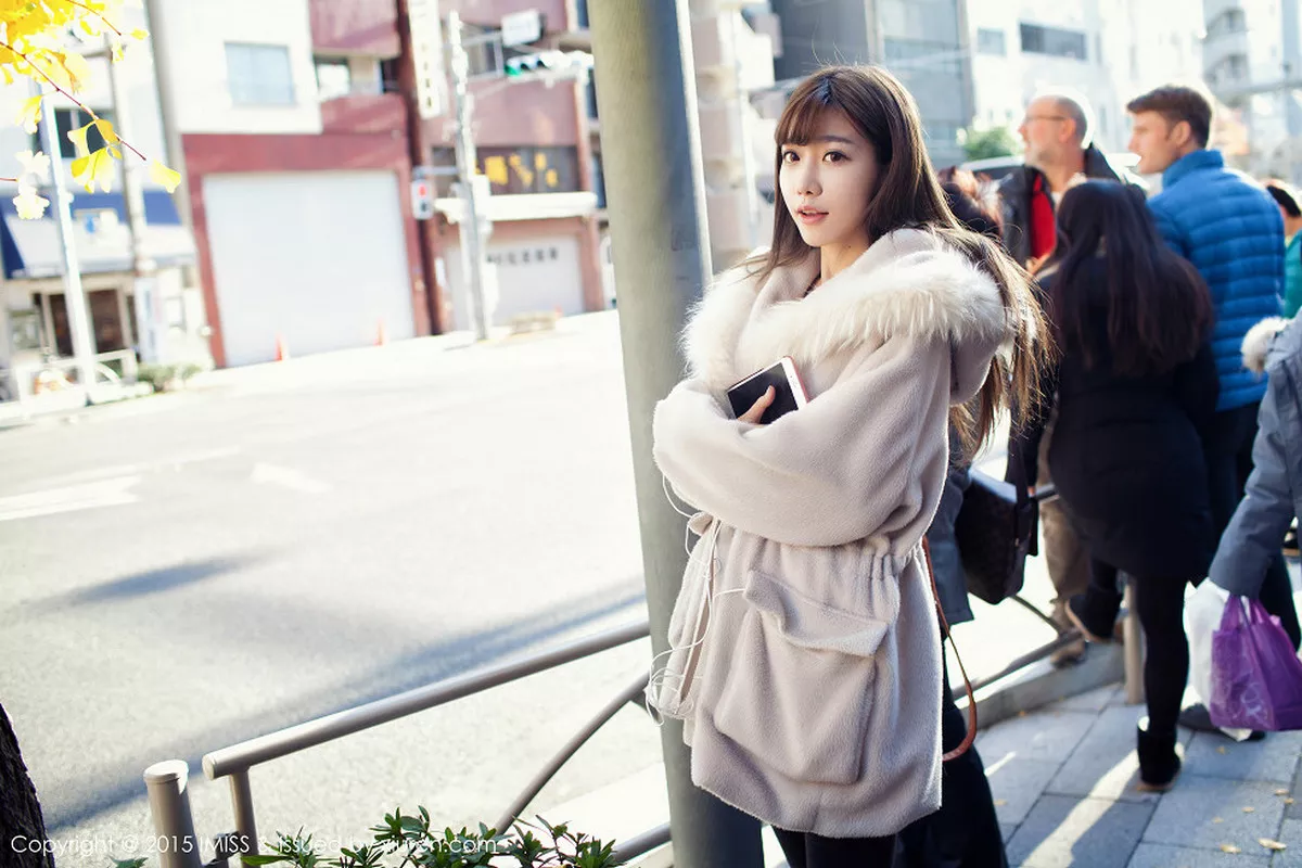 秀人集.com_[IMISS爱蜜社]Vol.010_90后绝美showgirl陈潇户外清爽迷人写真71P