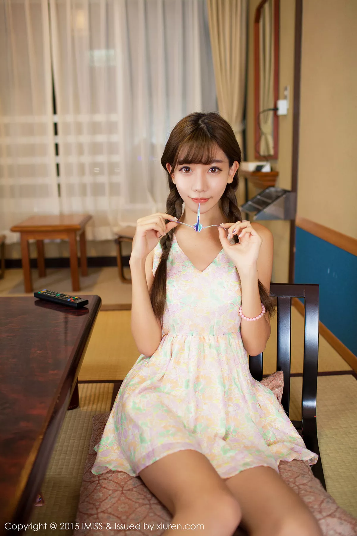 秀人集.com_[IMISS爱蜜社]Vol.010_90后绝美showgirl陈潇户外清爽迷人写真71P