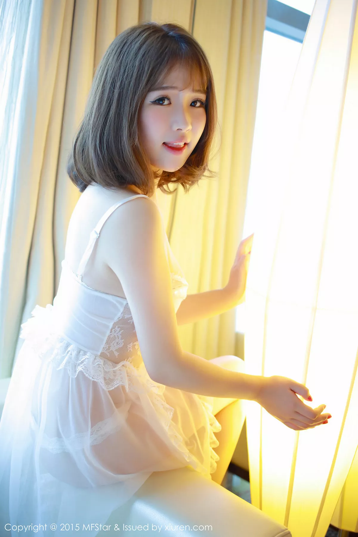 秀人集.com_[MFStar模范学院]Vol.013_嫩模徐cake居家私房白嫩豪乳丰满诱惑写真50P