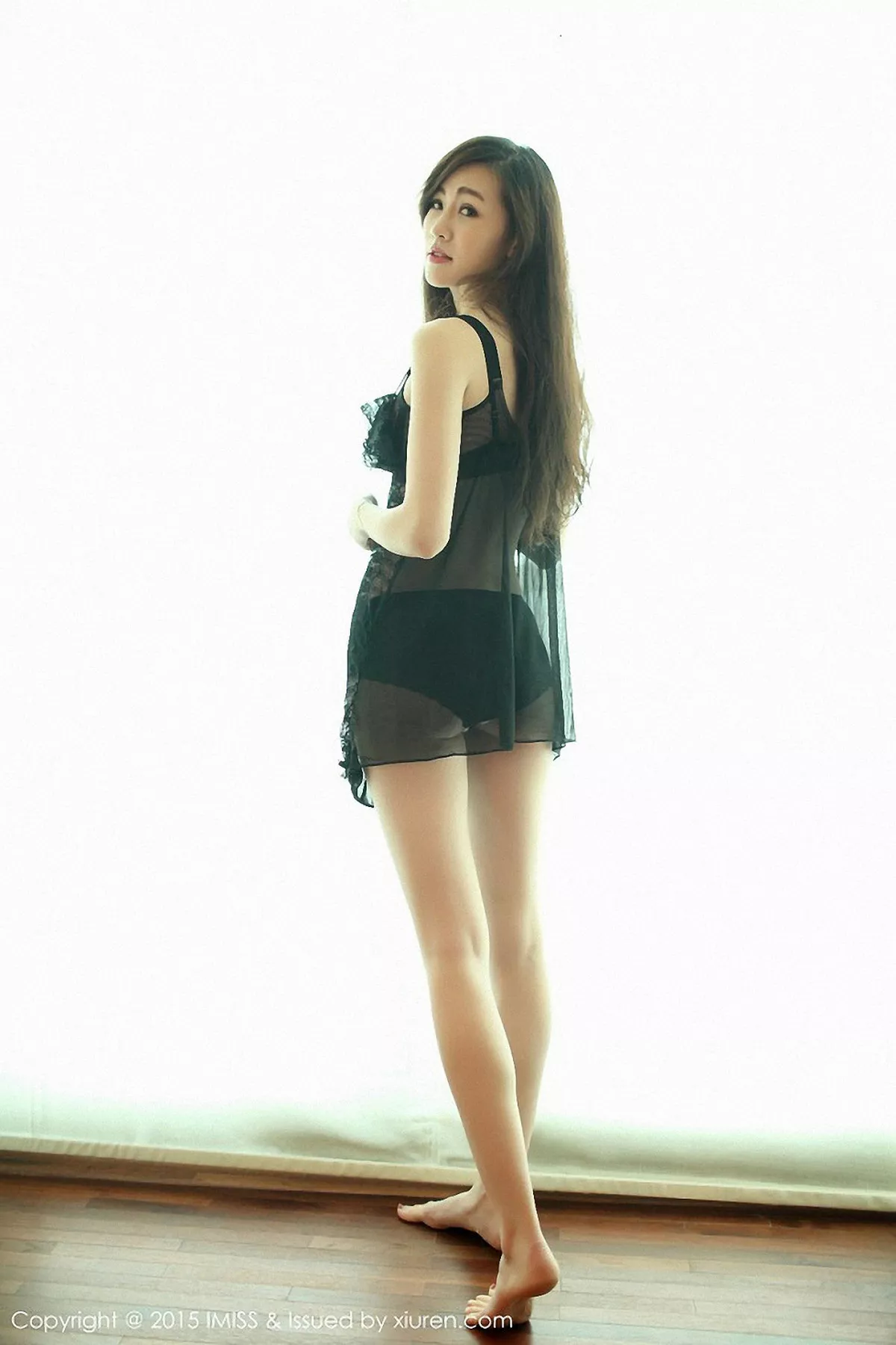 秀人集.com_[IMISS爱蜜社]Vol.004_模特合集嫩模居家私房超薄内衣爆乳诱惑写真58P