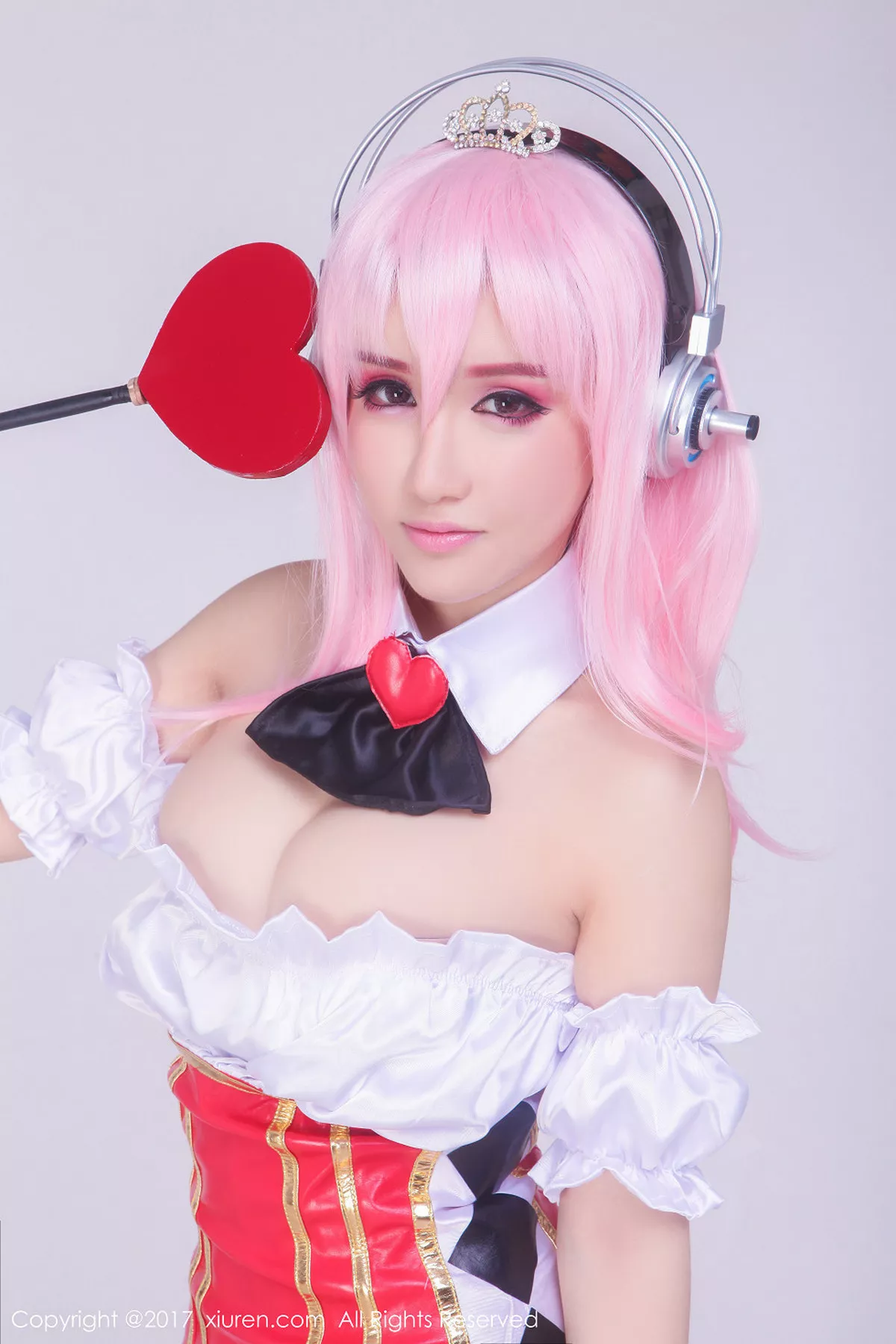 秀人集.com_[XiuRen秀人网]No.722_嫩模K8傲娇萌萌Vivian浴室里全裸上身手遮豪乳诱惑写真62P