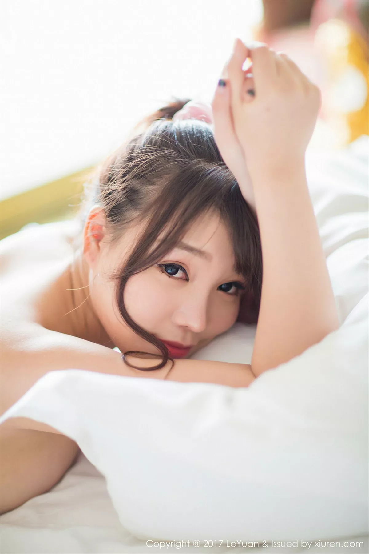 秀人集.com_[LeYuan星乐园]Vol.038_女神芝芝Booty脱皮衣全裸上身无内肉丝裤袜撩人诱惑写真68P
