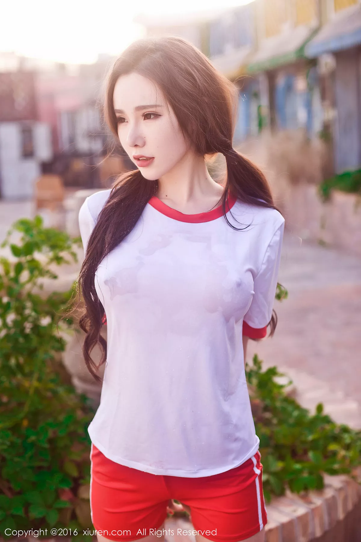 秀人集.com_[XiuRen秀人网]No.669_嫩模萌琪琪Irene吊带薄纱睡裙透视秀美乳完美身材诱惑写真72P