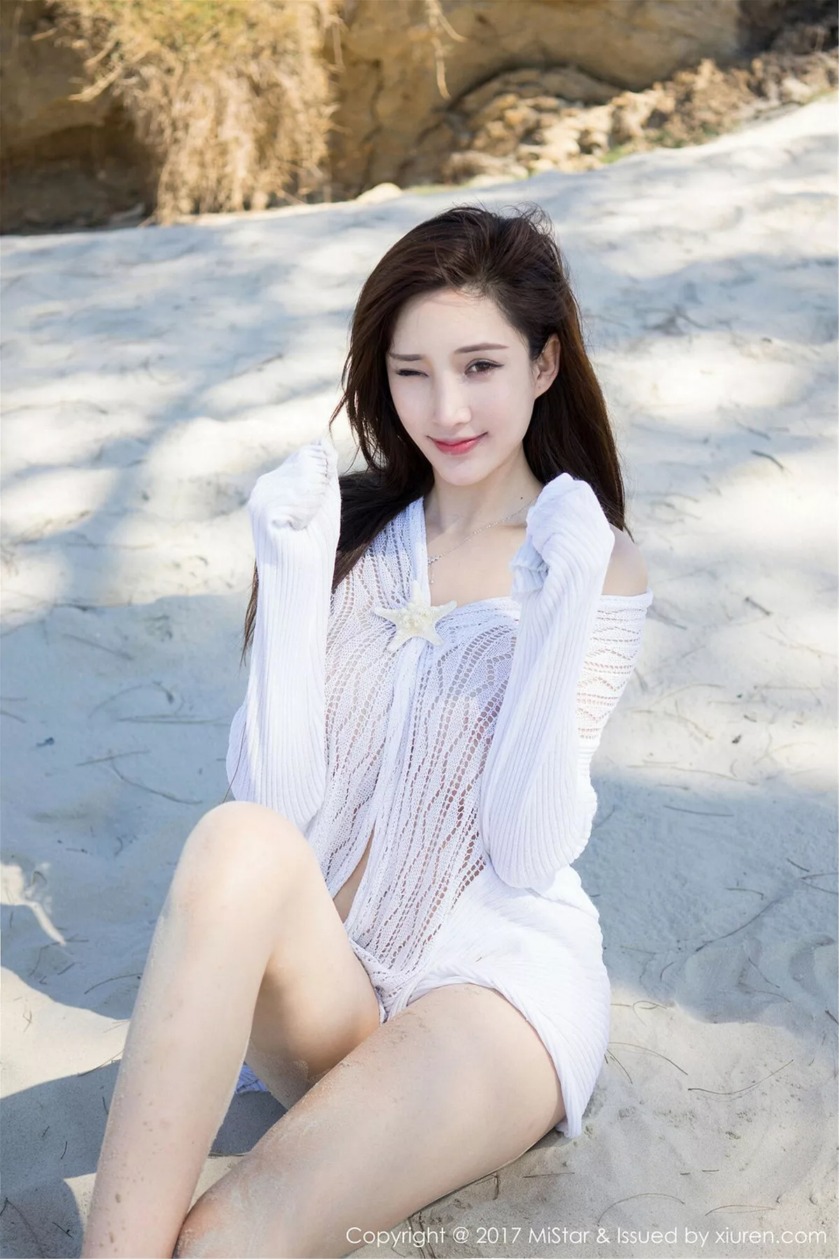 秀人集.com_[MiStar魅妍社]Vol.167_嫩模土肥圆矮挫穷沙巴旅拍泳池里脱比基尼秀傲人美乳诱惑写真42P