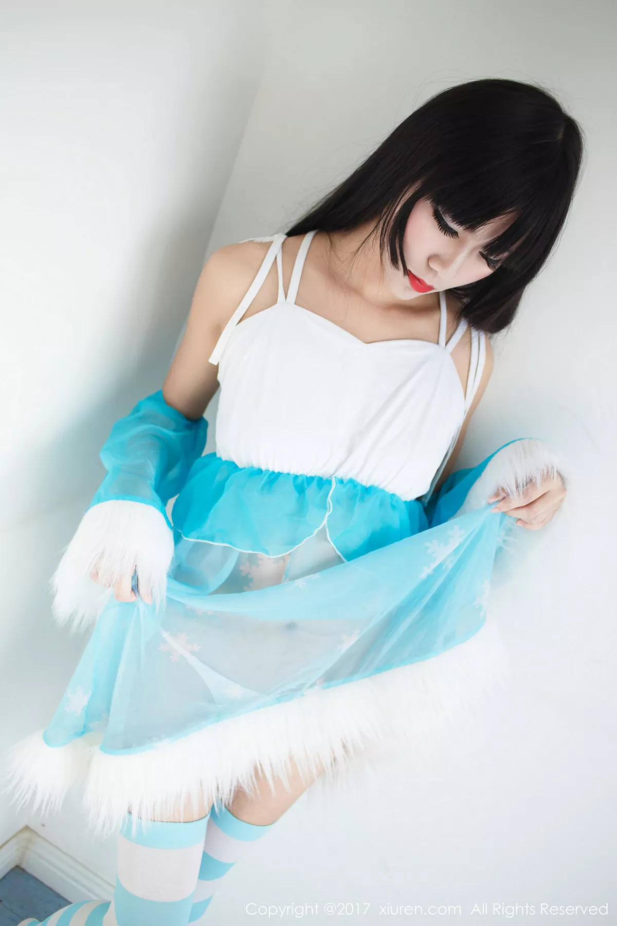 秀人集.com_[XiuRen秀人网]No.676_新人模特香风提比w居家私房内衣大尺度全裸人体艺术诱惑写真52P