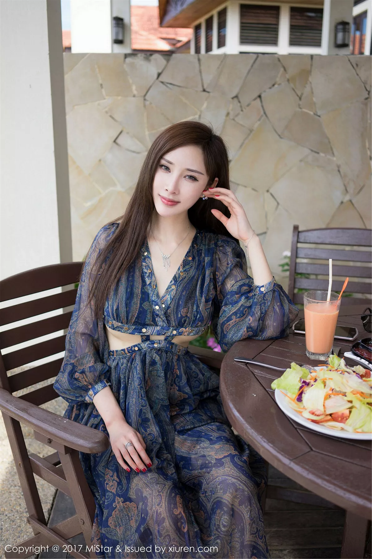 秀人集.com_[MiStar魅妍社]Vol.167_嫩模土肥圆矮挫穷沙巴旅拍泳池里脱比基尼秀傲人美乳诱惑写真42P