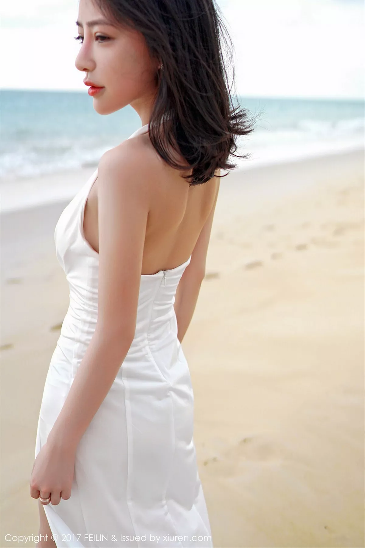 秀人集.com_[FeiLin嗲囡囡]Vol.092_清纯女神施忆佳KITTY红色比基尼秀骨感身材清新迷人写真54P