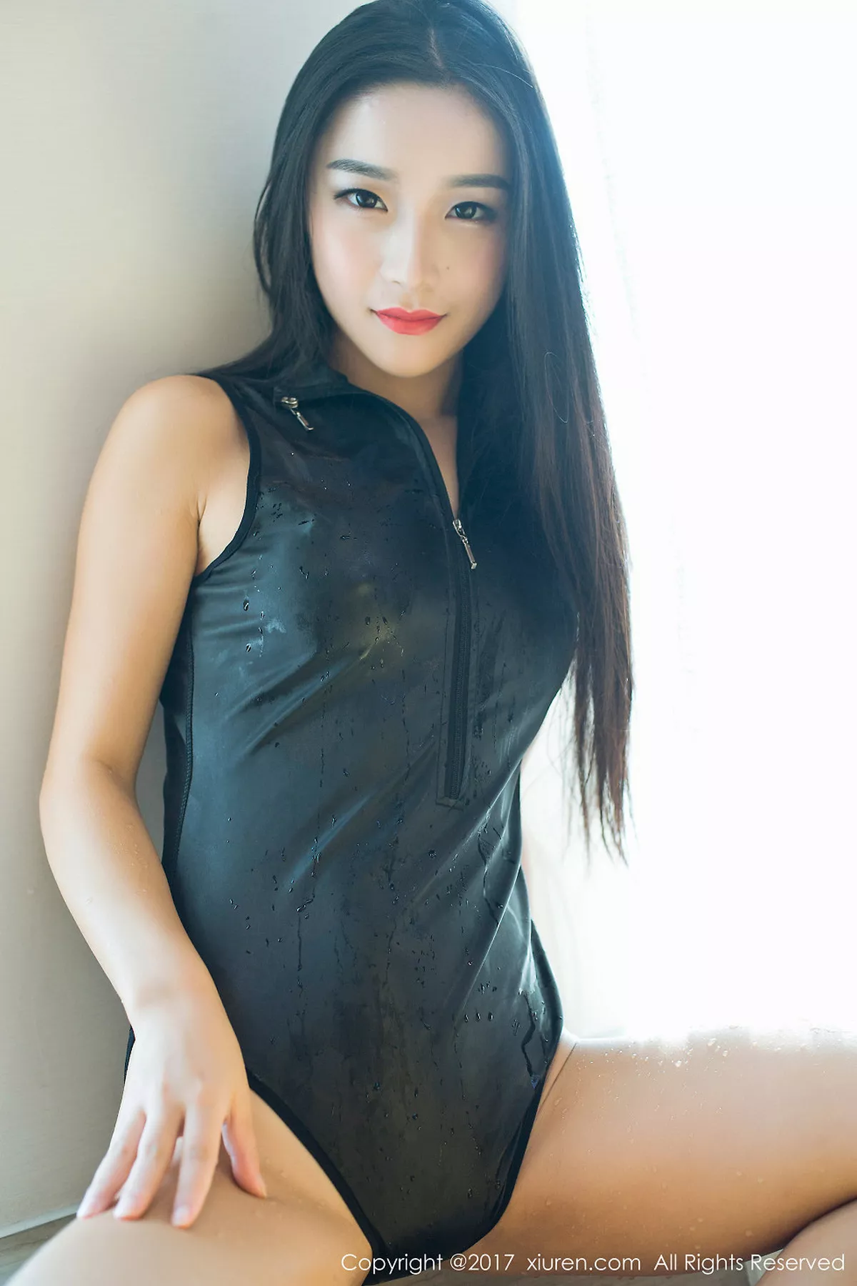 秀人集.com_[XiuRen秀人网]No.688_新晋嫩模绮梦Cherish居家黑色漆皮比基尼湿身诱惑写真56P