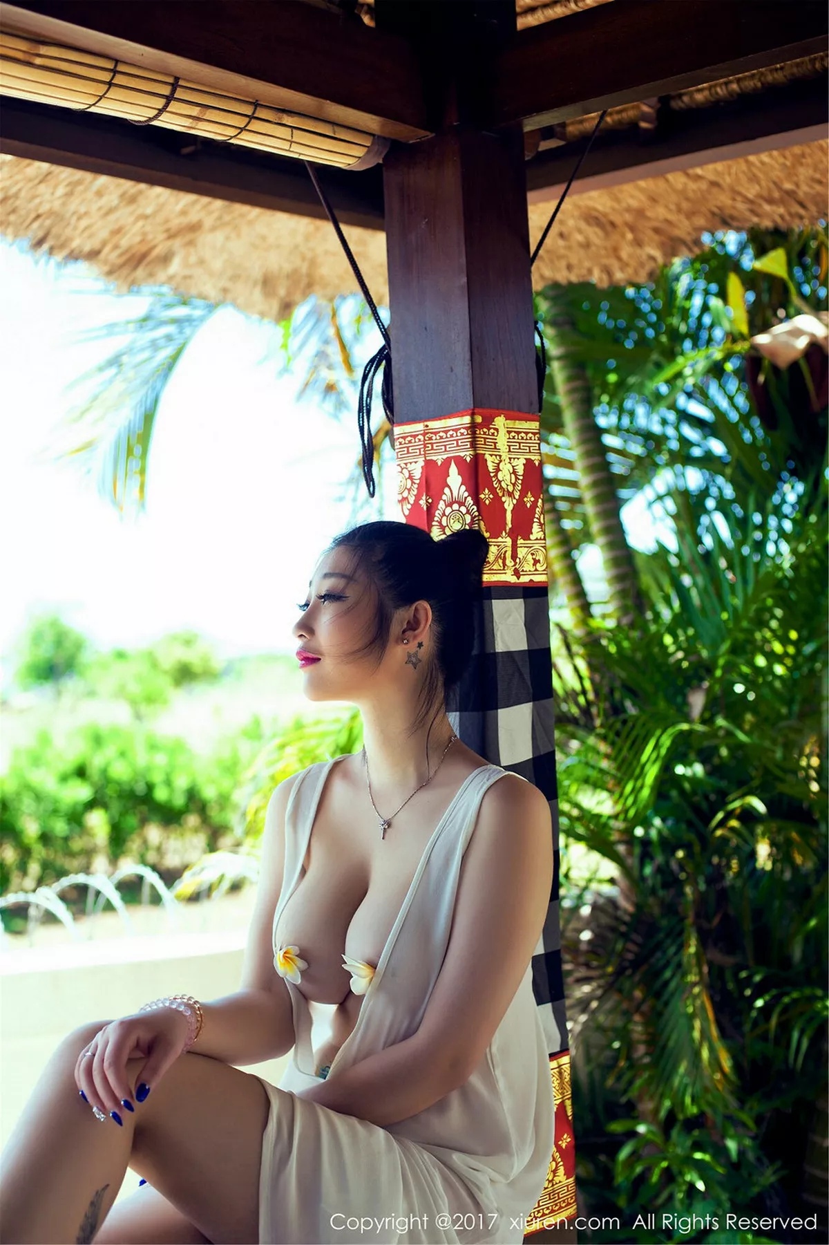 秀人集.com_[XiuRen秀人网]No.750_嫩模妲己_Toxic巴厘岛旅拍深V开胸长裙露豪乳火辣诱惑写真57P