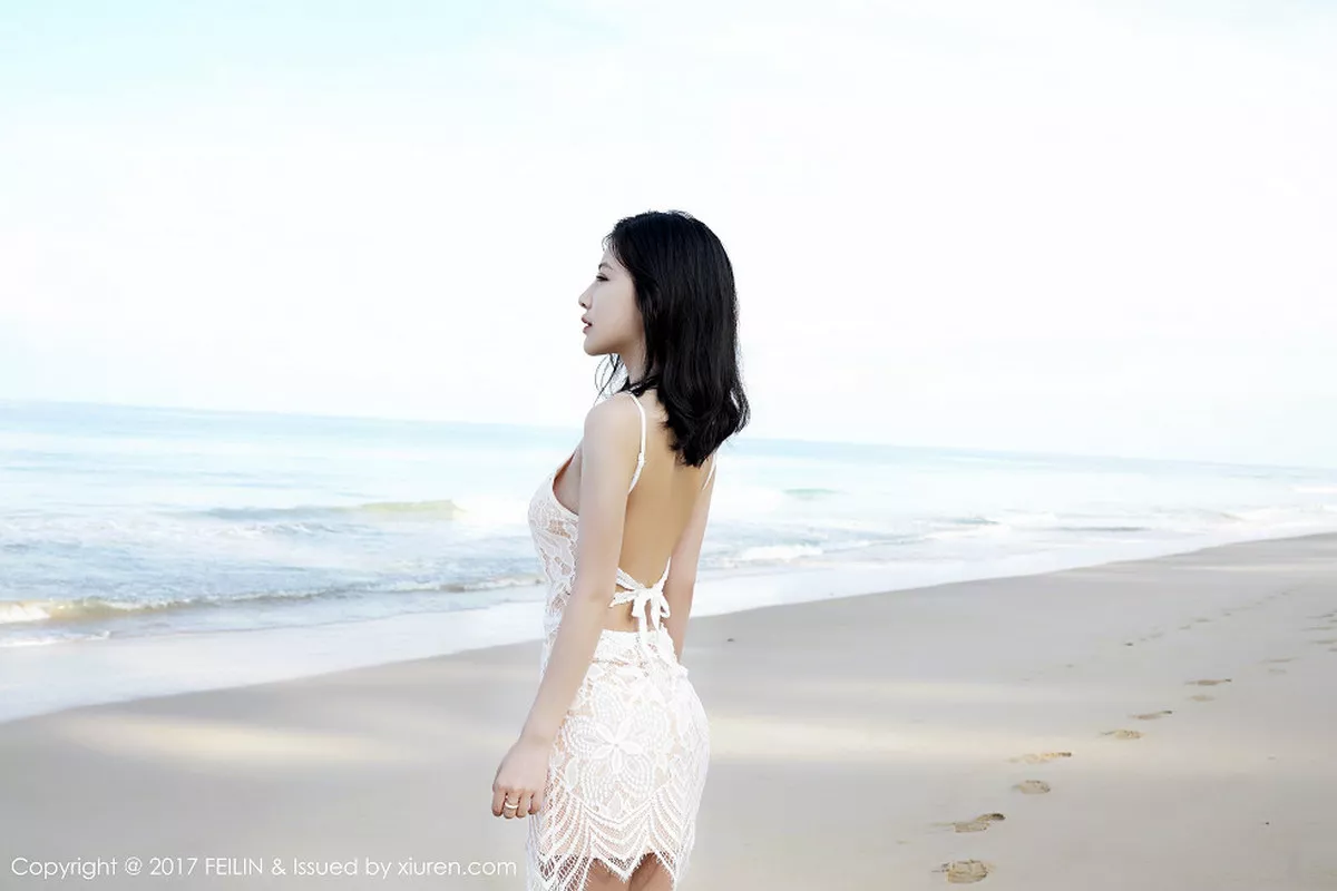 秀人集.com_[FeiLin嗲囡囡]Vol.084_嫩模施忆佳KITTY居家粉红睡裙慵懒睡美人清新脱俗写真40P