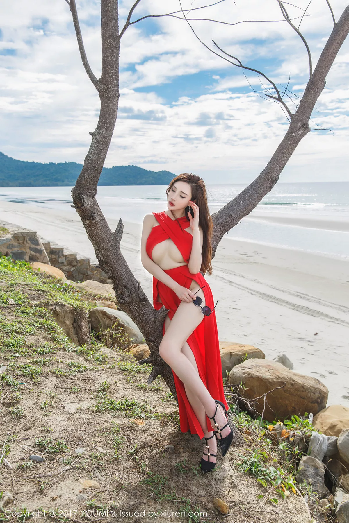 秀人集.com_[YouMi尤蜜荟]Vol.034_嫩模土肥圆矮挫穷沙巴旅拍泳池比基尼湿身豪乳诱惑写真60P