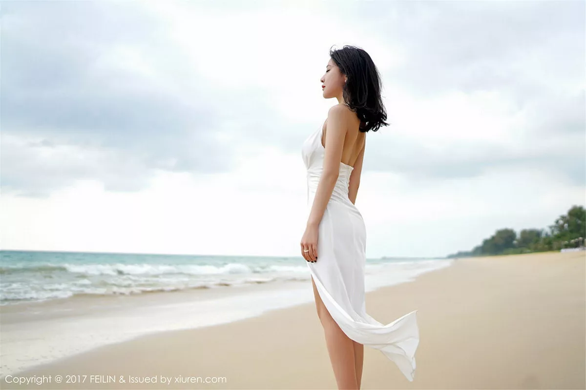 秀人集.com_[FeiLin嗲囡囡]Vol.092_清纯女神施忆佳KITTY红色比基尼秀骨感身材清新迷人写真54P