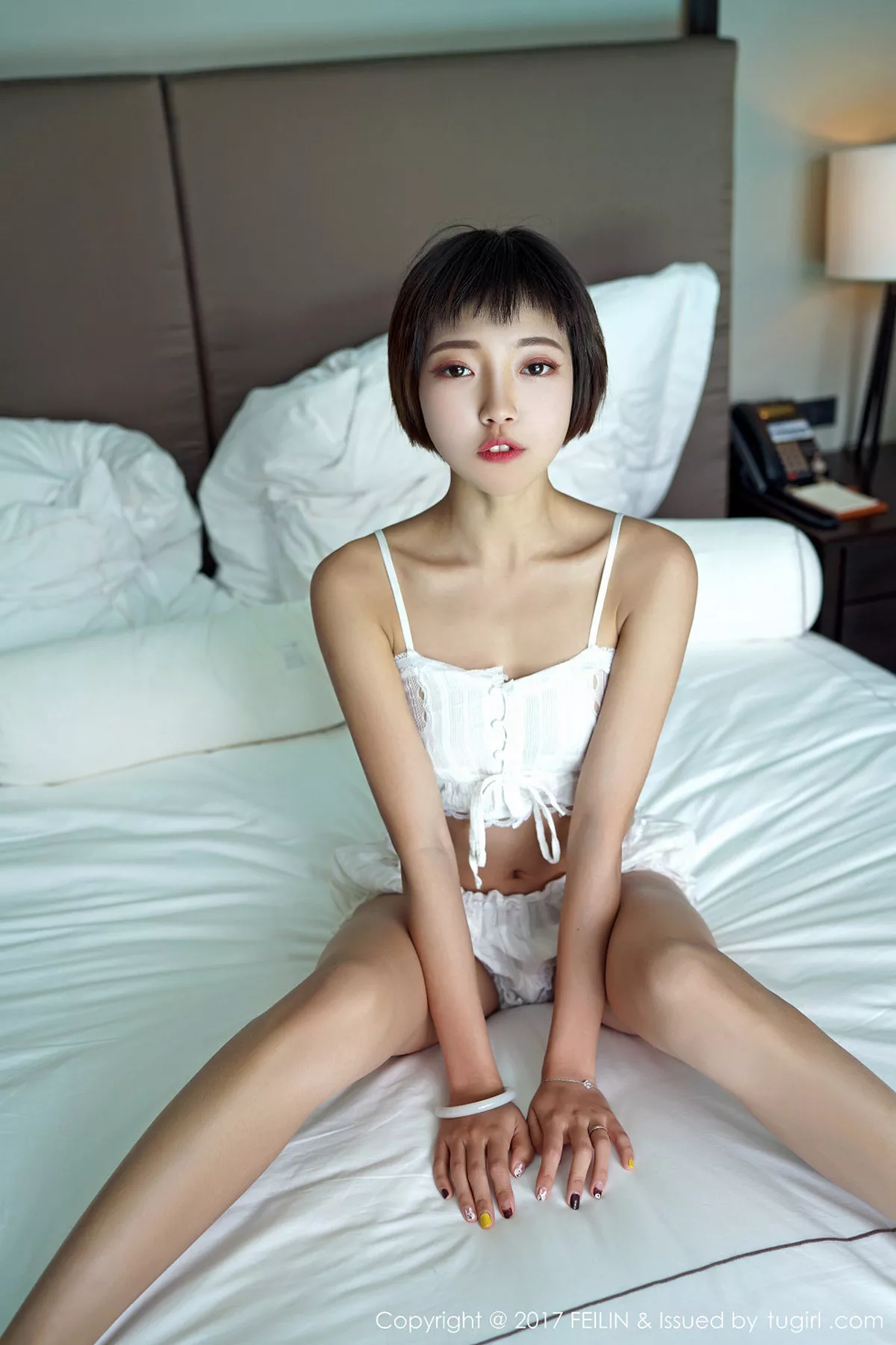 秀人集.com_[FeiLin嗲囡囡]Vol.083_嫩模冯木木LRIS泰国旅拍泳池边性感比基尼湿身诱惑写真47P