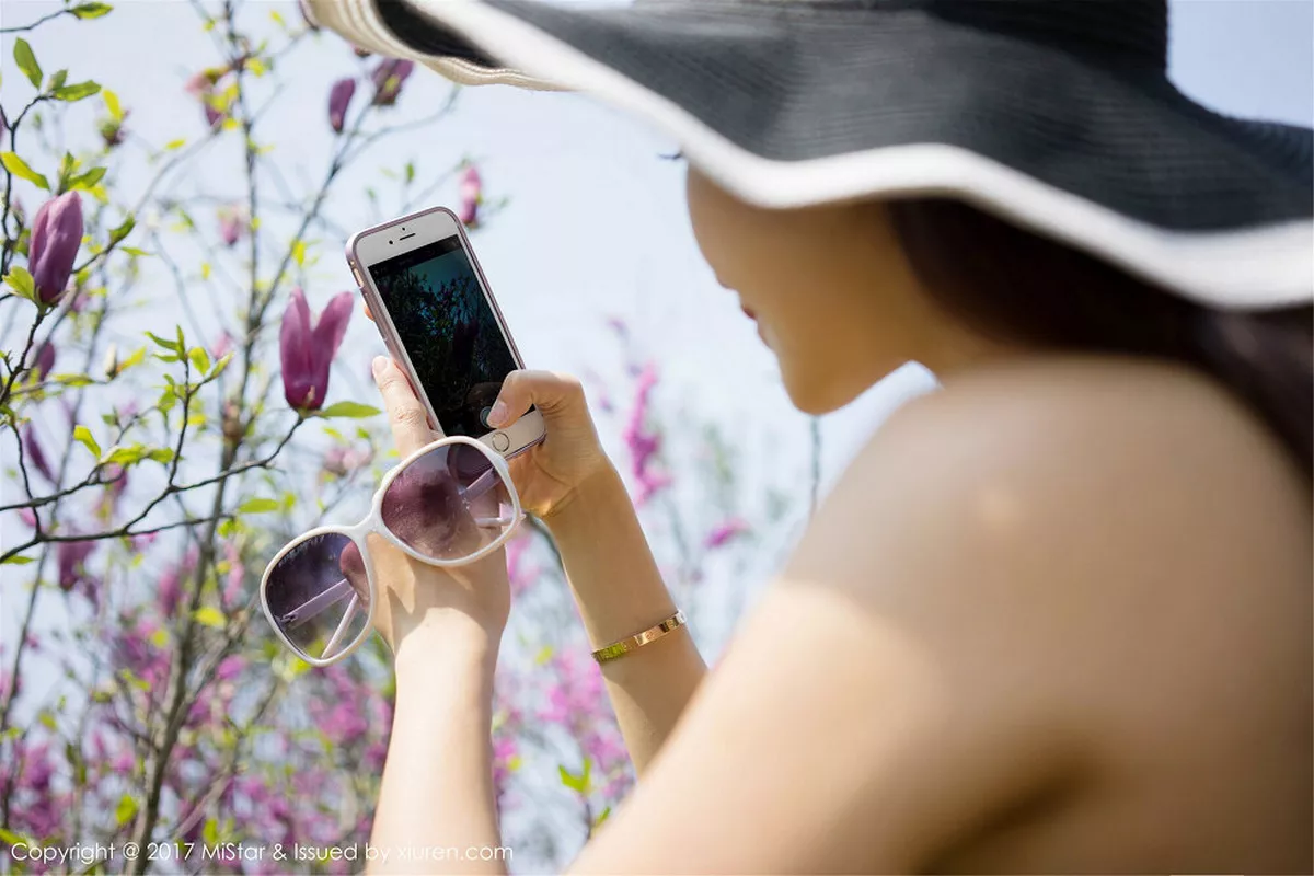 秀人集.com_[MiStar魅妍社]Vol.169_嫩模小蕾蕾景区旅拍多套服饰高颜值清新迷人写真65P