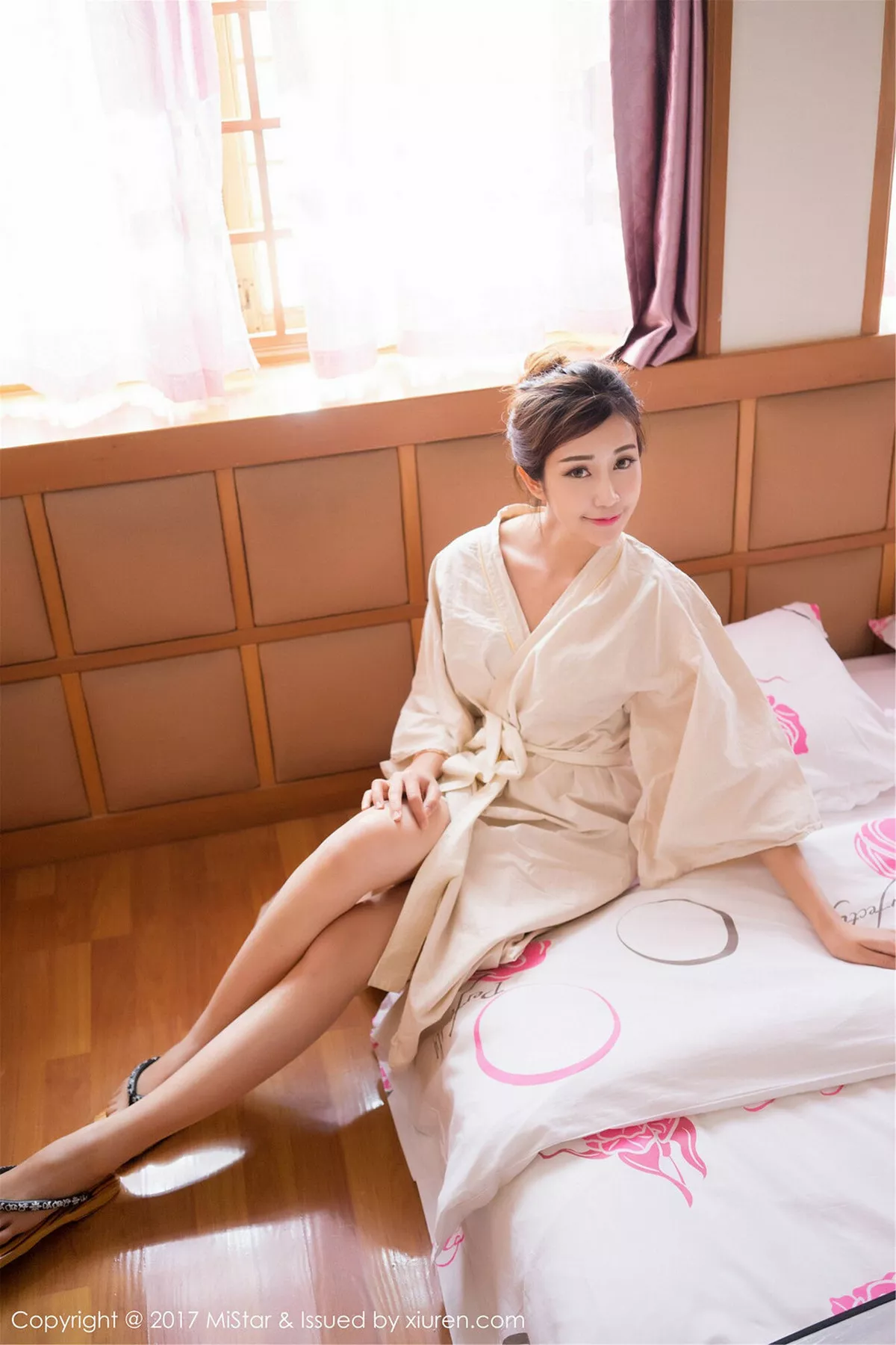 秀人集.com_[MiStar魅妍社]Vol.169_嫩模小蕾蕾景区旅拍多套服饰高颜值清新迷人写真65P