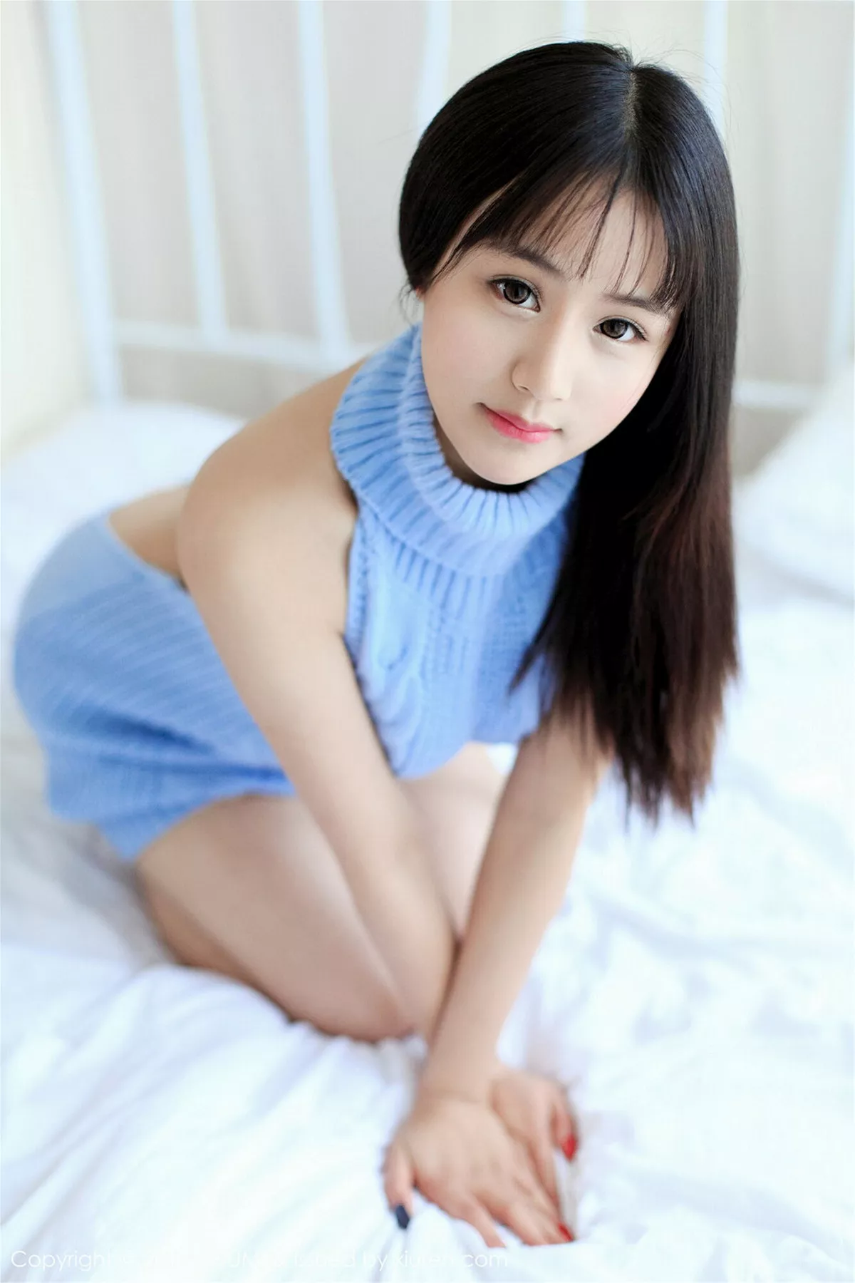 秀人集.com_[YouMi尤蜜荟]Vol.038_巨乳嫩模思淇Sukiiii居家露背毛衣+死库水秀完美身材写真53P