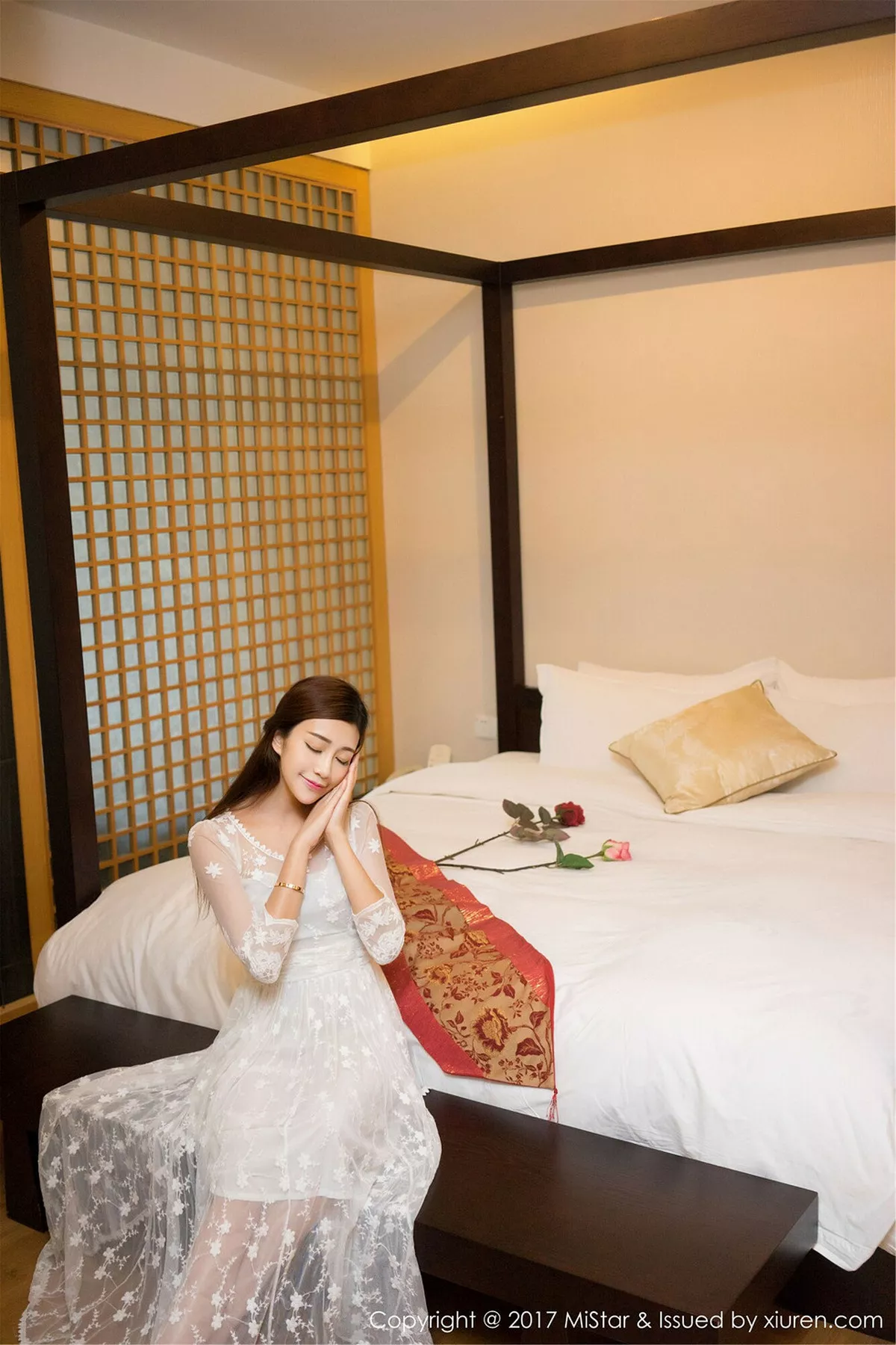 秀人集.com_[MiStar魅妍社]Vol.169_嫩模小蕾蕾景区旅拍多套服饰高颜值清新迷人写真65P