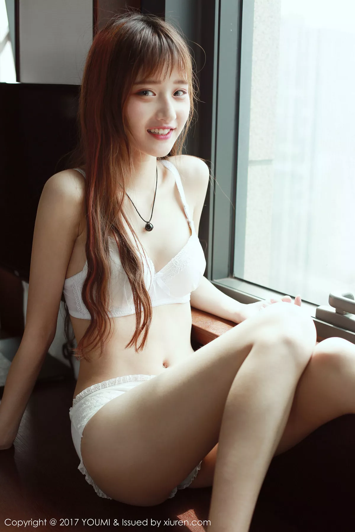 秀人集.com_[YouMi尤蜜荟]Vol.046_新人嫩模little贝壳居家白色蕾丝内衣秀白嫩肌肤性感写真50P