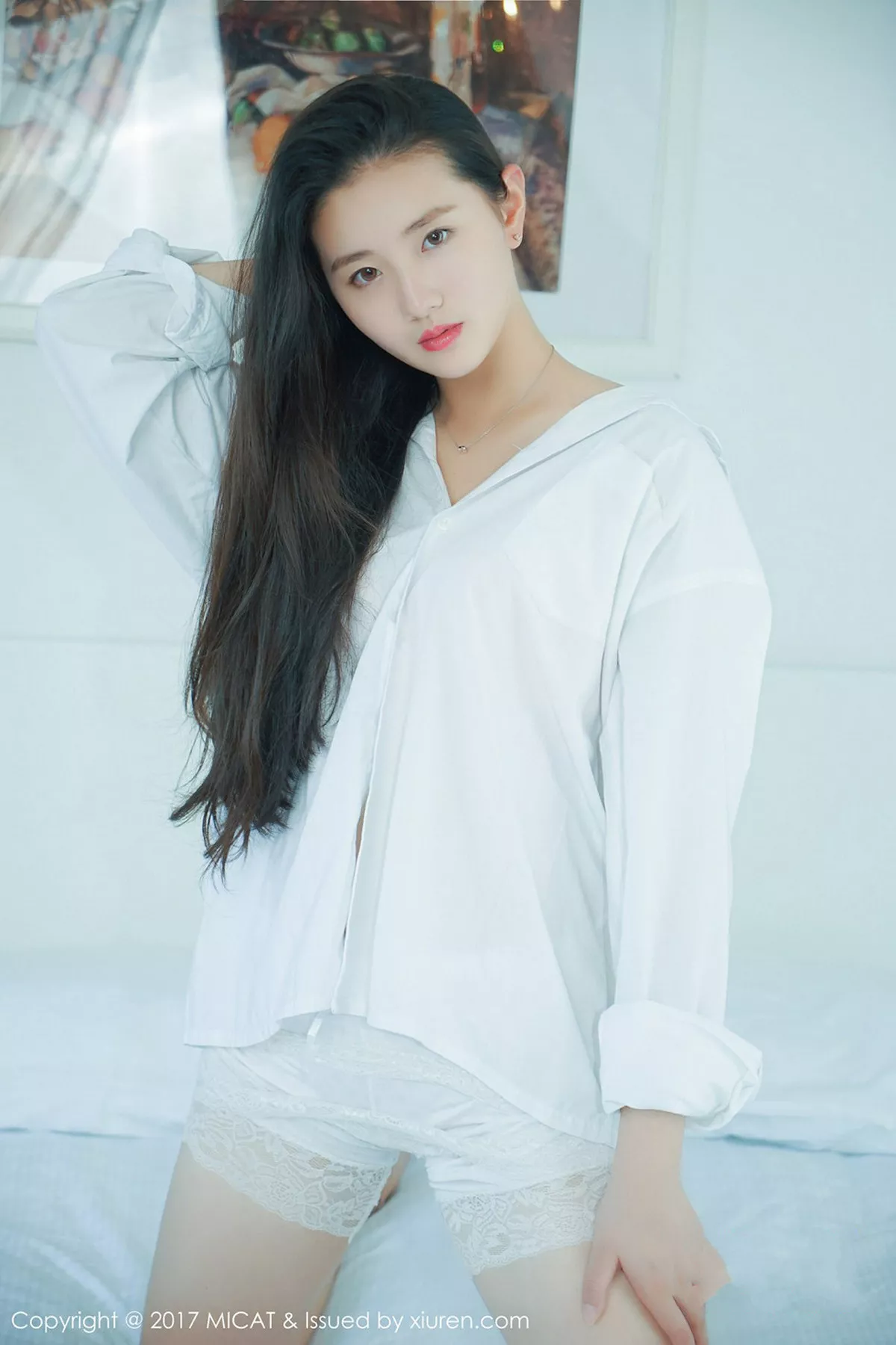 秀人集.com_[MICAT猫萌榜]Vol.004_嫩模画画sugar居家纯白衬衣白色蕾丝内裤秀白嫩肌肤写真50P