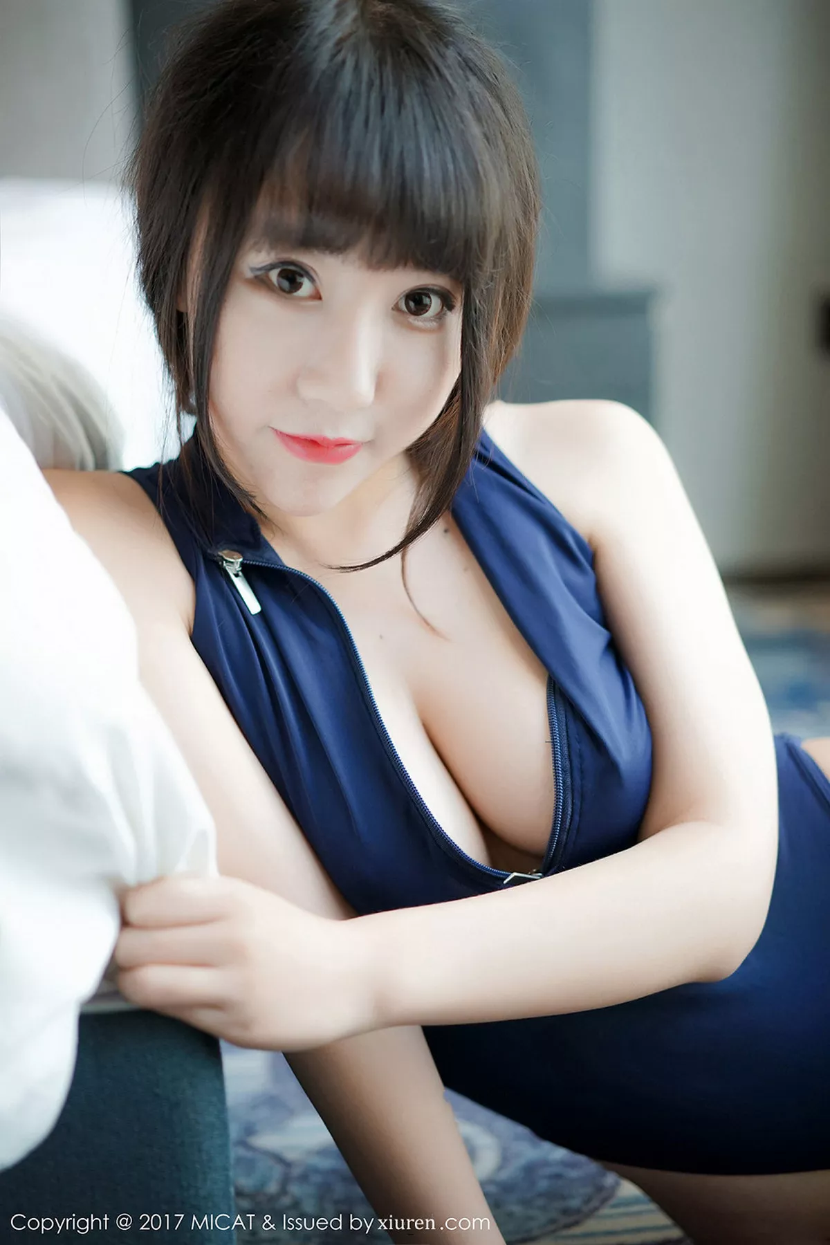 秀人集.com_[MICAT猫萌榜]Vol.027_嫩模夏笑笑Summer粉色高叉连体内衣秀完美身材性感写真47P