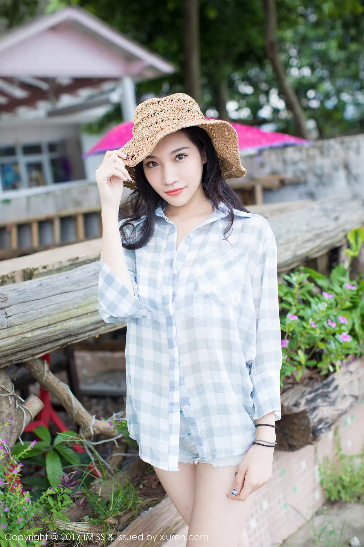 秀人集.com_[IMISS爱蜜社]Vol.182_嫩模小狐狸Sica七夕情人节福利海边沙滩性感比基尼写真45P