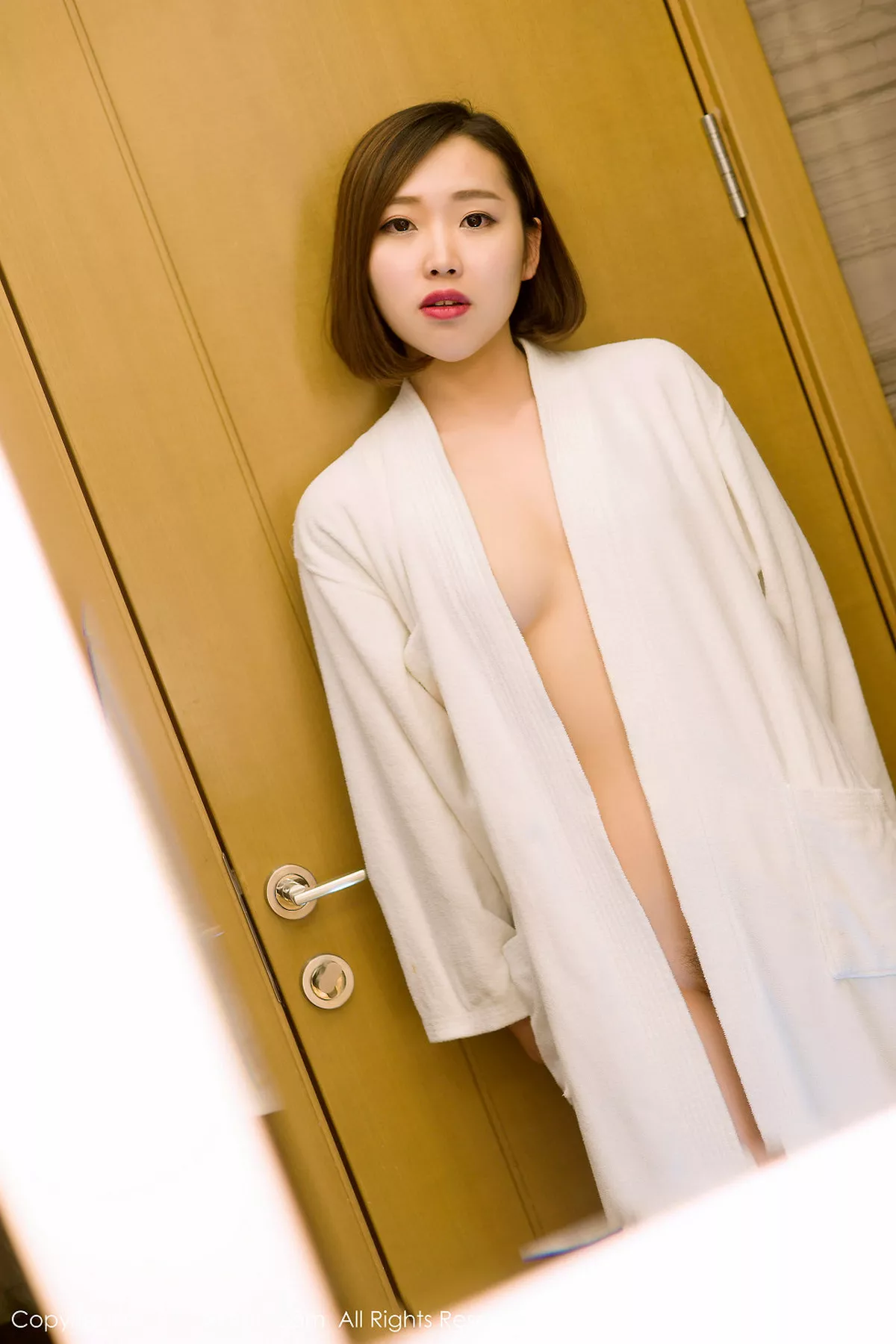 秀人集.com_[XiuRen秀人网]No.796_软妹子雨夕cy白色浴袍+性感睡衣秀完美身材丰乳肥臀写真47P