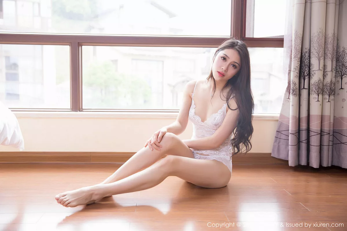 秀人集.com_[Candy糖果画报]Vol.029_嫩模芊慧baby居家白色蕾丝内衣秀水嫩肌肤娇艳迷人写真42P