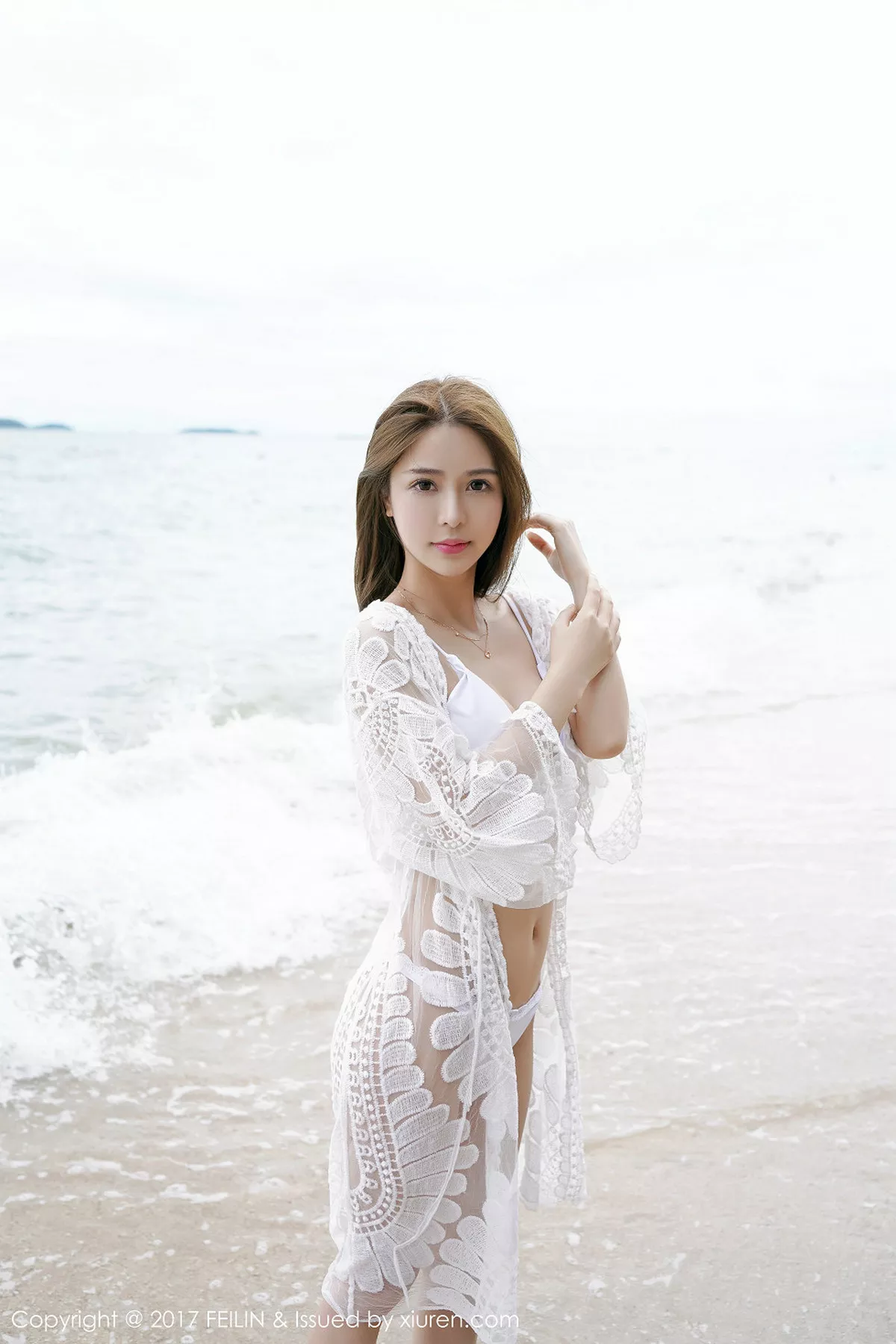 秀人集.com_[FeiLin嗲囡囡]Vol.110_嫩模luna张静燕海边沙滩性感黄色比基尼秀完美身材写真40P