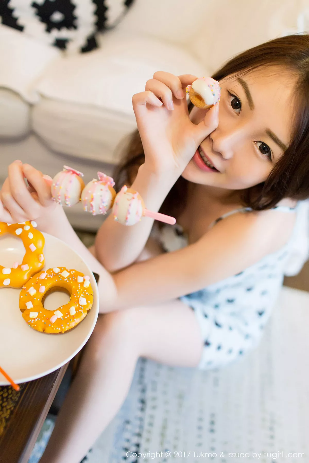 秀人集.com_[Tukmo兔几盟]Vol.101_嫩模绵绵最新私房少女与食物系列清爽甜美写真44P