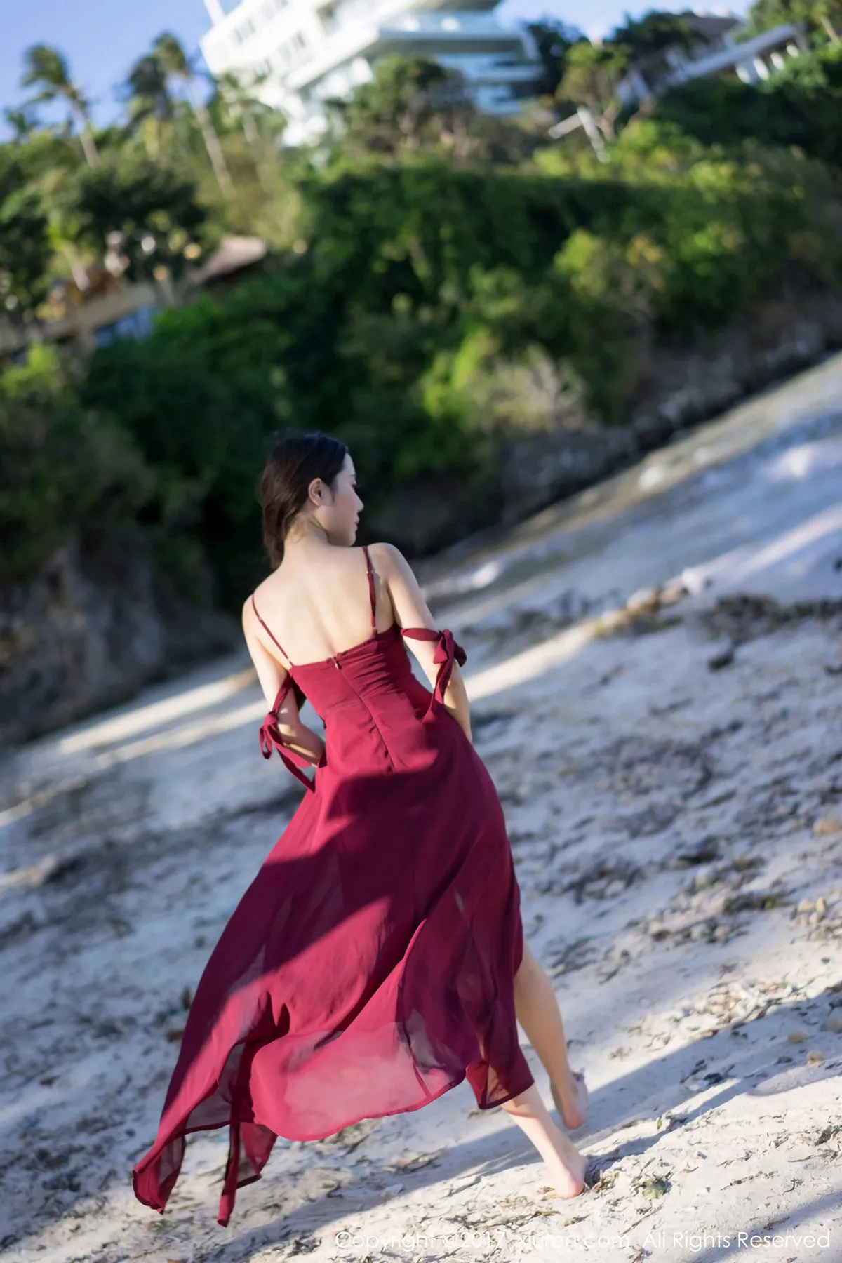 秀人集.com_[XiuRen秀人网]No.814_嫩模兜豆靓Youlina长滩旅拍户外沙滩内衣清爽迷人写真50P