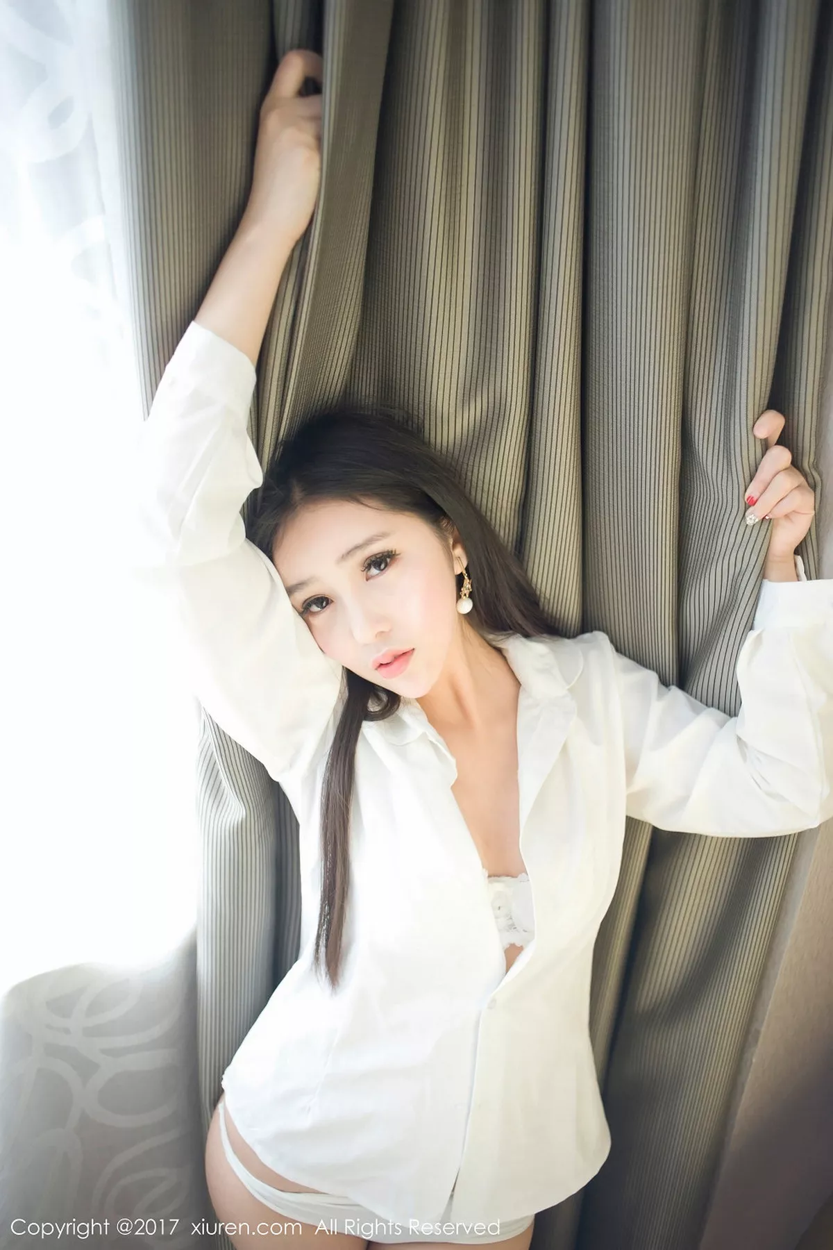 秀人集.com_[XiuRen秀人网]No.792_混血美女艾弥居家浴缸里白色蕾丝内衣透视秀美乳诱惑写真49P