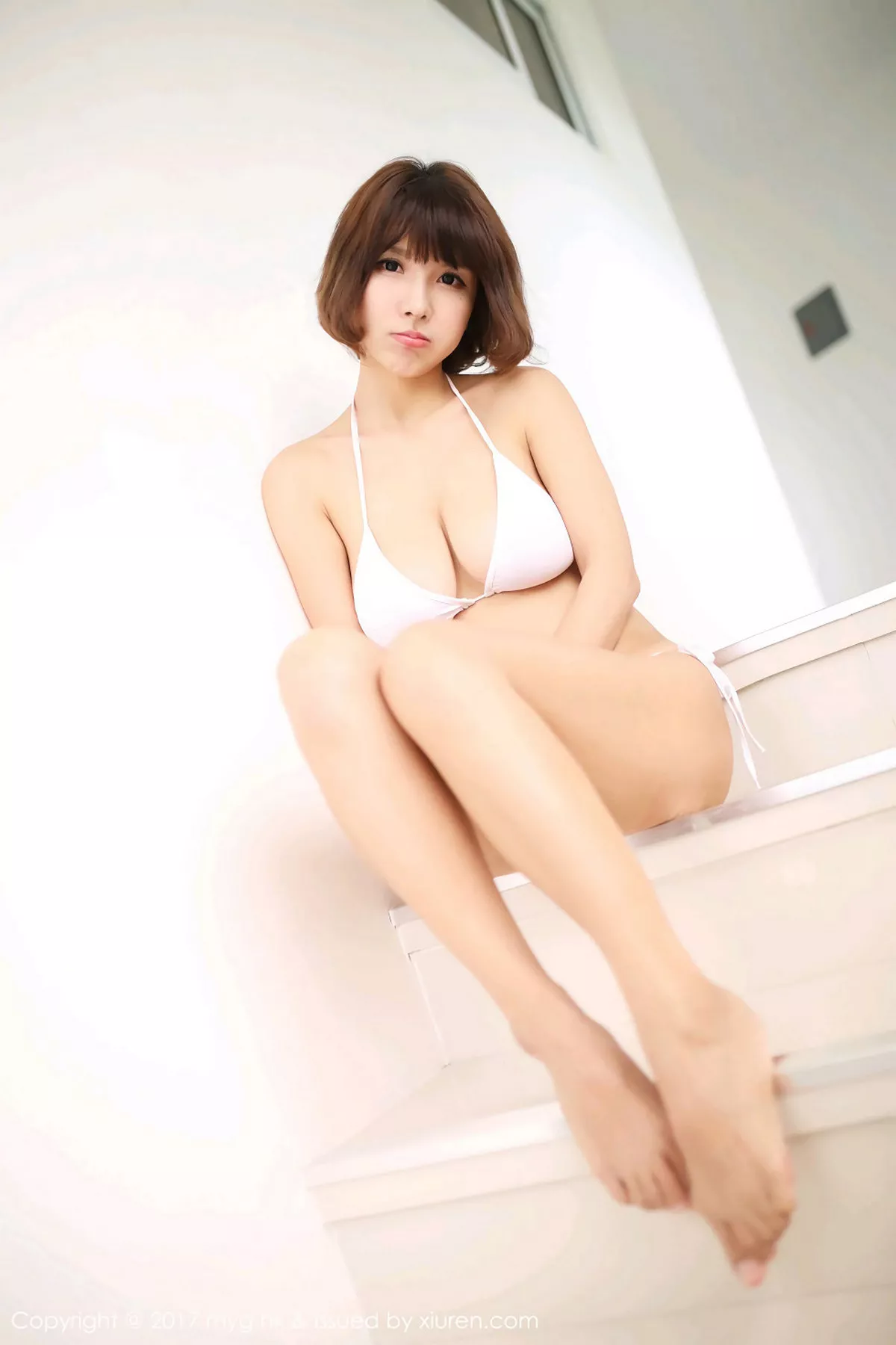 秀人集.com_[MyGirl美媛馆]Vol.262_女神晓茜sunny薄荷岛旅拍性感白色比基尼完美身材写真74P