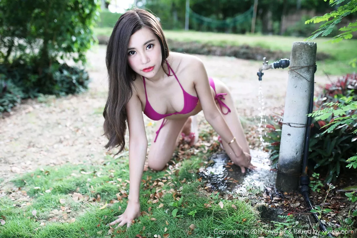 秀人集.com_[MyGirl美媛馆]Vol.261_嫩模绮里嘉ula薄荷岛旅拍红色比基尼秀完美身材性感写真50P