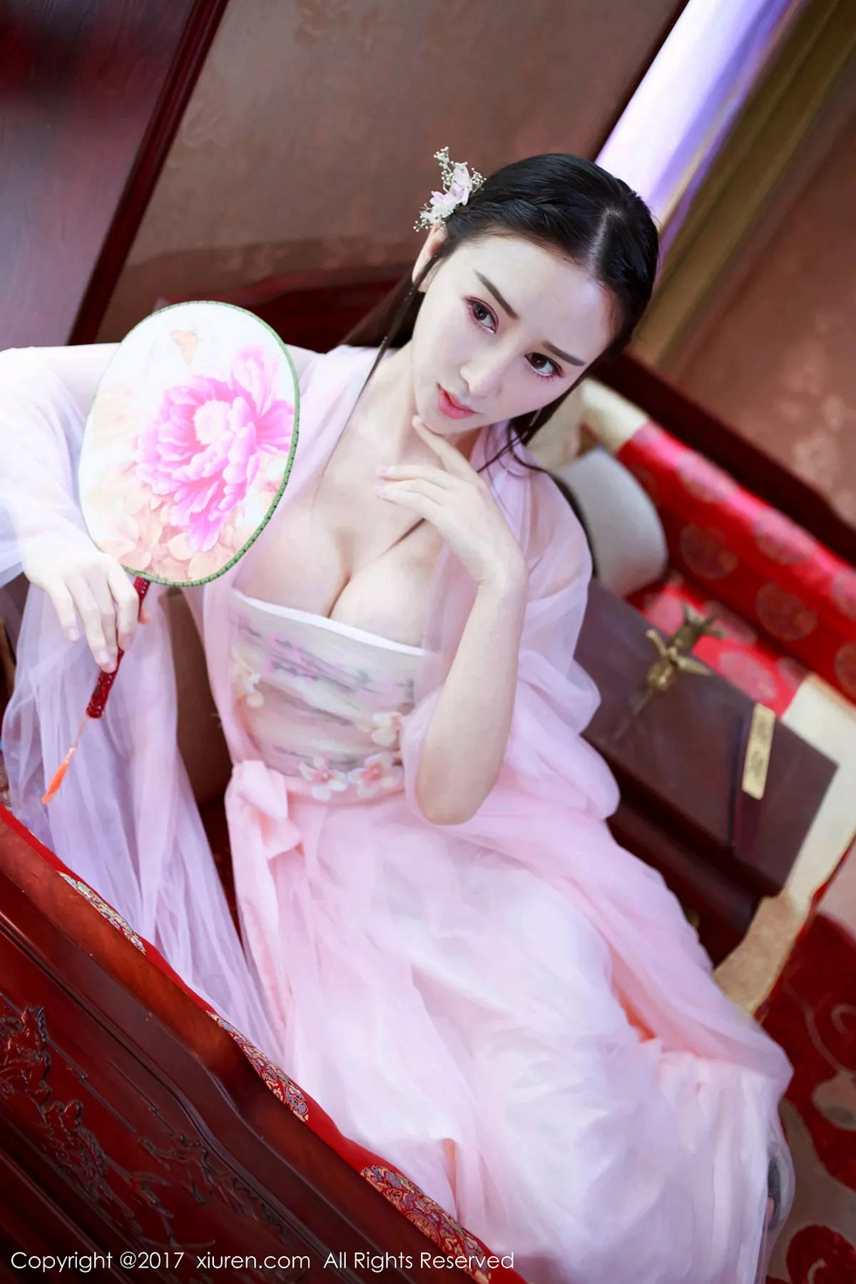 秀人集.com_[XiuRen秀人网]No.804_嫩模邹晶晶古典装粉色薄纱裙半脱血滴子遮点豪乳诱惑写真57P