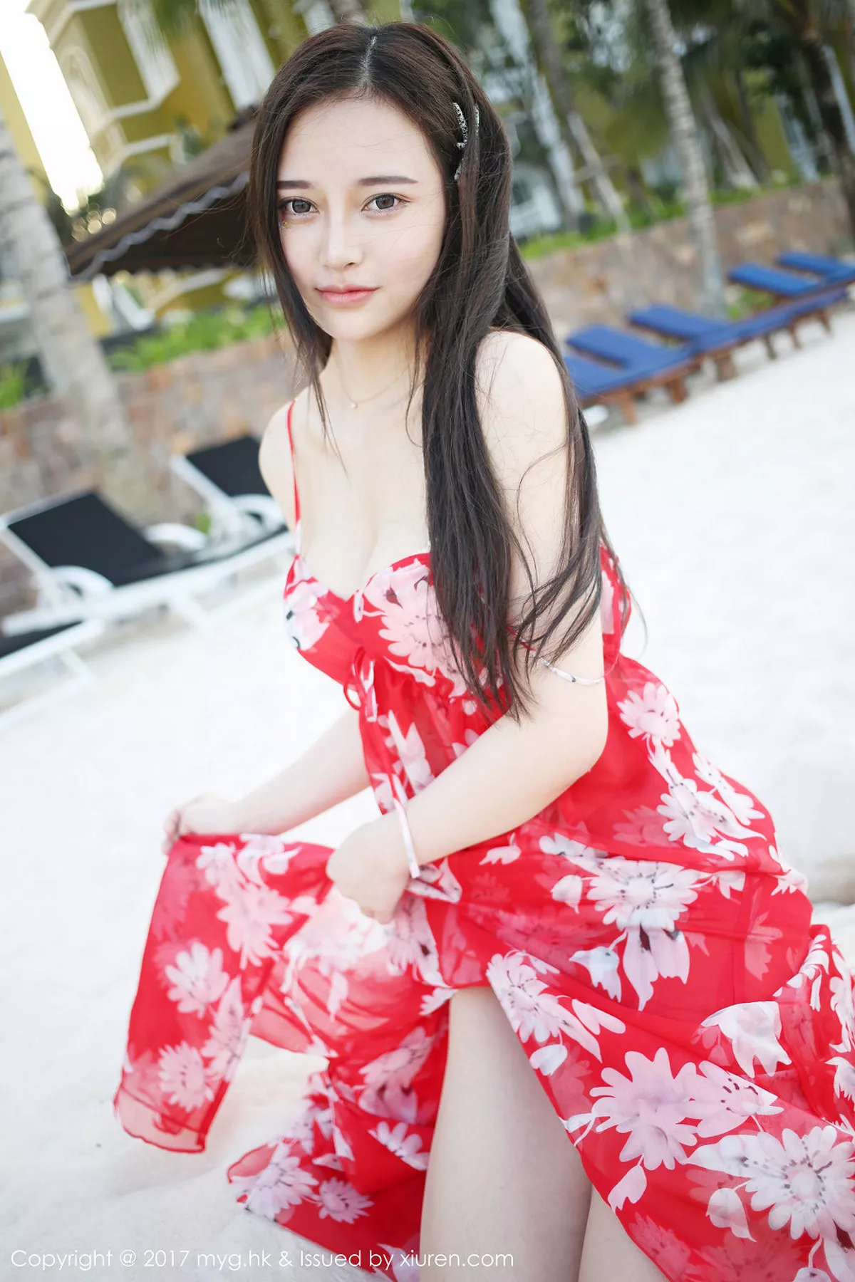 秀人集.com_[MyGirl美媛馆]Vol.264_嫩模唐琪儿il越南旅拍波西米亚风红色吊带裙性感写真51P