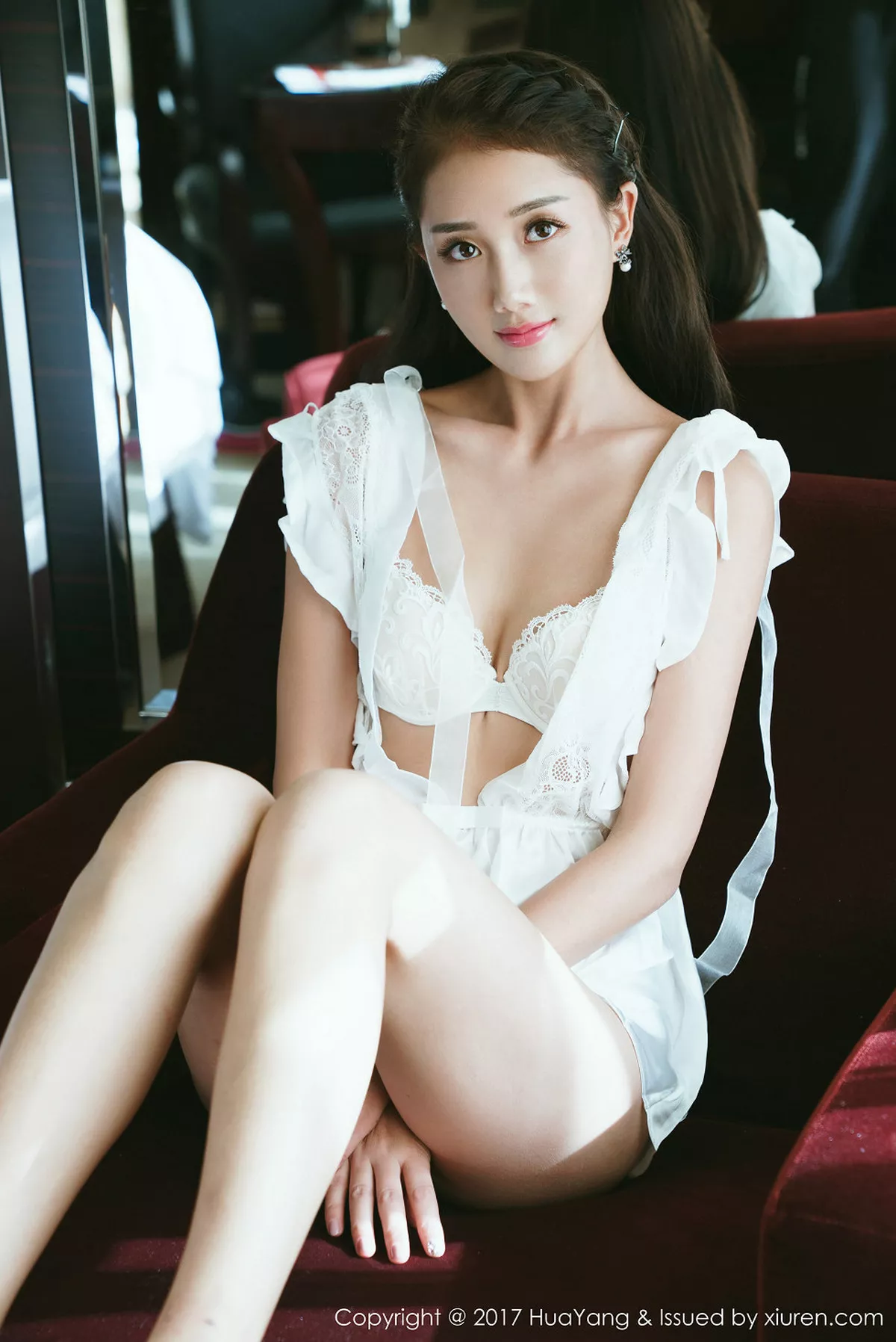 秀人集.com_[HuaYang花漾]Vol.009_高颜值嫩模晴儿Anne白色薄纱秀性感内衣丁字裤诱惑写真40P