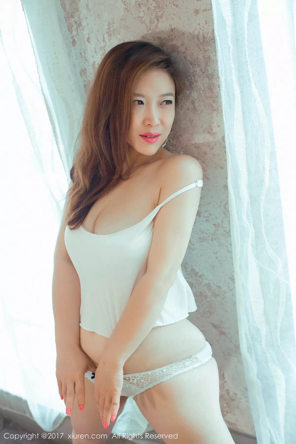 秀人集.com_[XiuRen秀人网]No.834_嫩模白兔西希吊带背心秀美乳大尺度无内裤翘臀屁沟诱惑写真45P