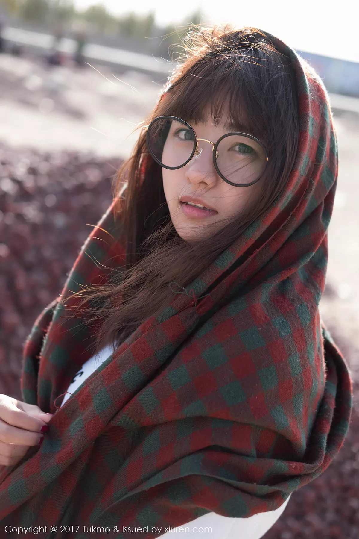 秀人集.com_[Tukmo兔几盟]Vol.105_嫩模球球沙漠之旅第三套万般风情绕眉梢可爱迷人写真40P