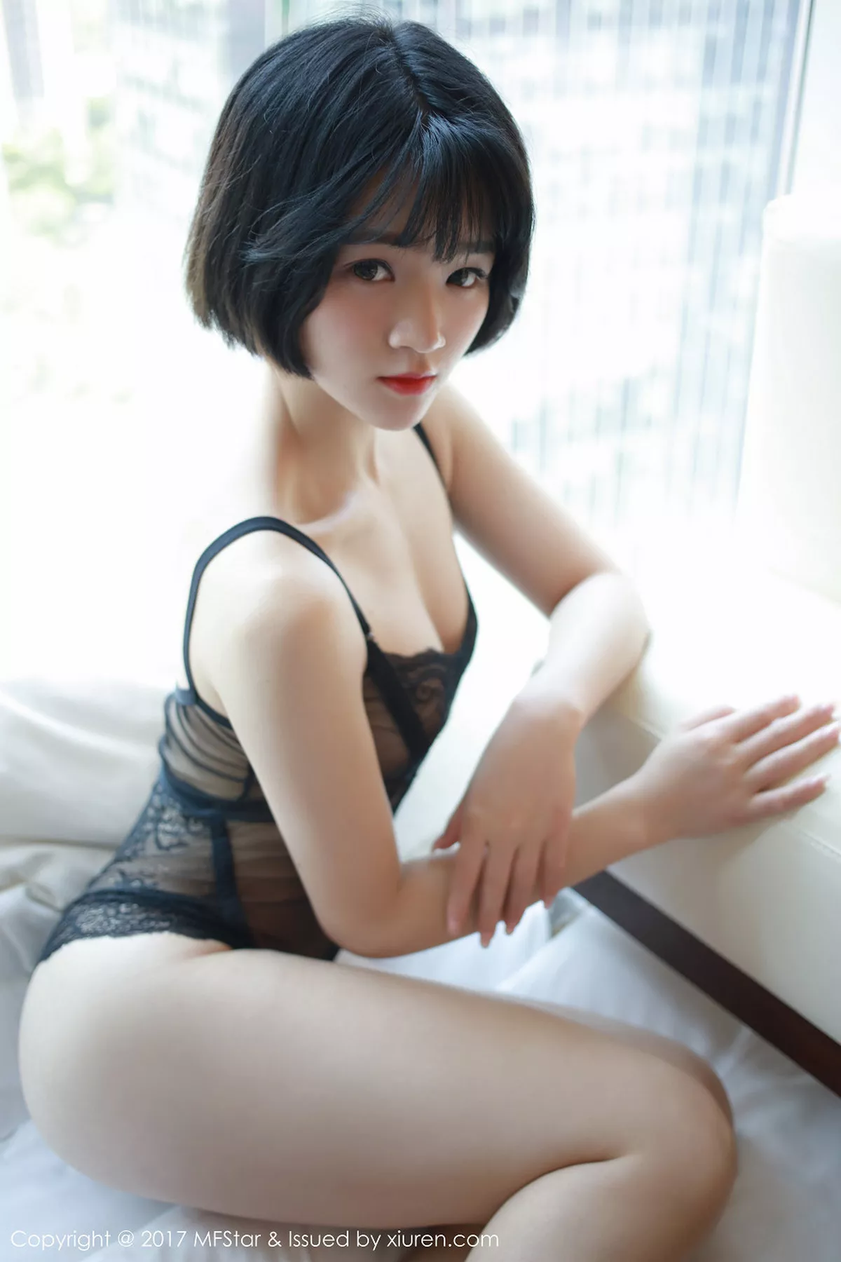 秀人集.com_[MFStar模范学院]Vol.110_嫩模悦爷妖精黑色蕾丝情趣内衣透视秀美乳诱惑写真52P