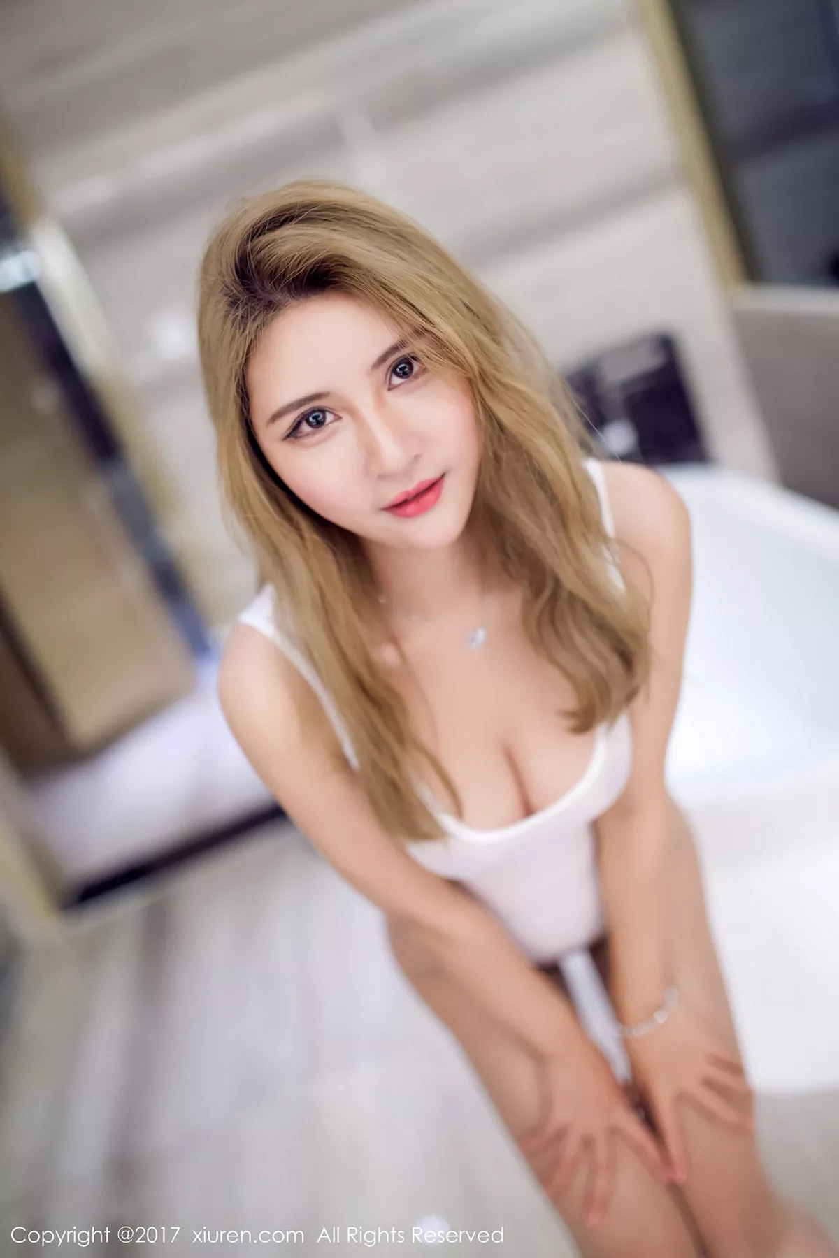 秀人集.com_[XiuRen秀人网]No.857_嫩模SOLO-尹菲无内丝袜秀翘臀屁沟全裸上身美乳诱惑写真52P