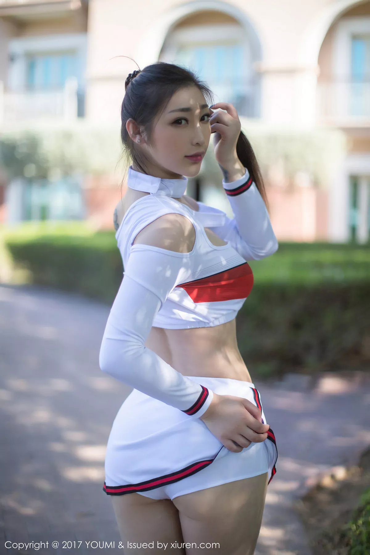 秀人集.com_[YouMi尤蜜荟]Vol.090_嫩模妲己_Toxic迪拜旅拍大尺度全裸金属链秀火辣胴体诱惑写真52P