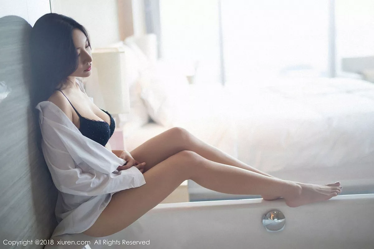 秀人集.com_[XiuRen秀人网]No.893_嫩模小狐狸Sica性感黑色女仆装+浴室透视内衣诱惑写真45P