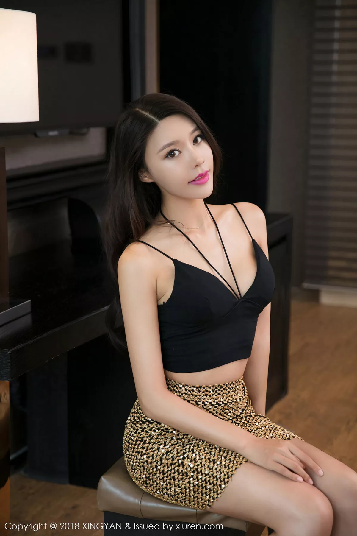 秀人集.com_[XINGYAN星颜社]Vol.021_丽质美女李小冉私房白色蕾丝内衣透视秀豪乳翘臀诱惑写真50P