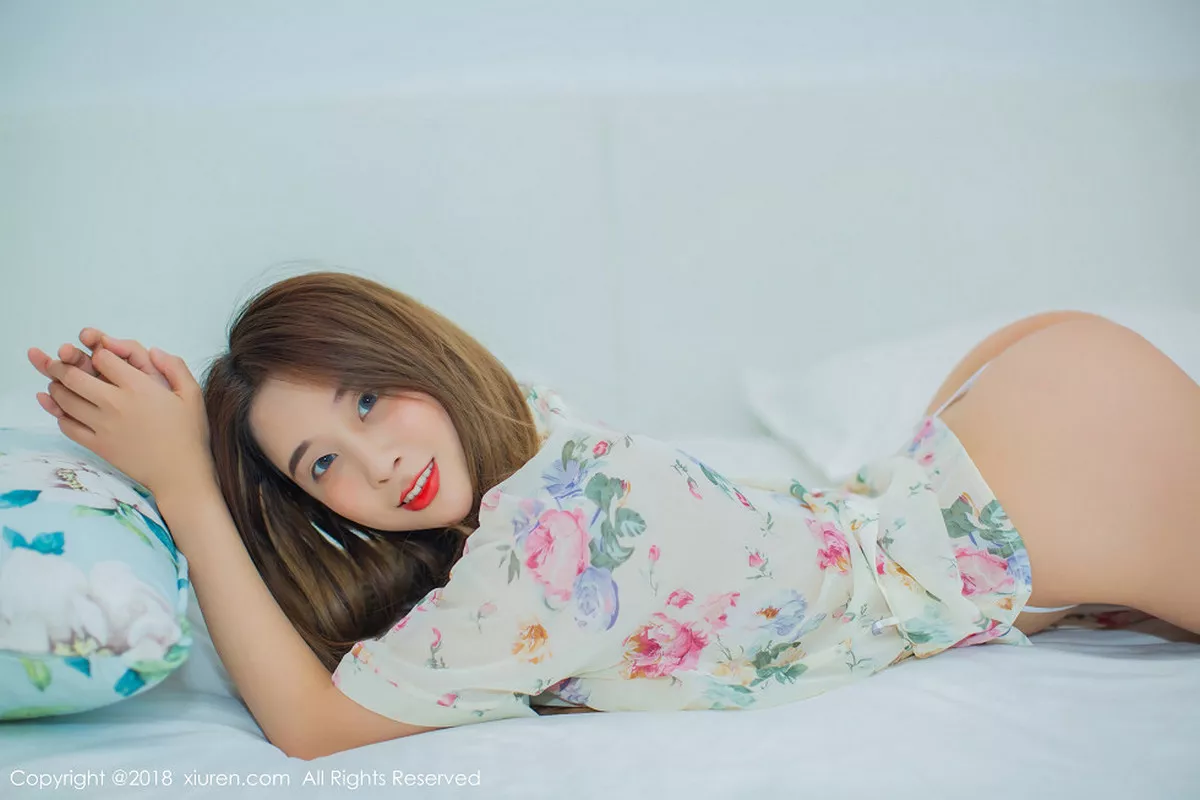 秀人集.com_[XiuRen秀人网]No.907_嫩模筱慧居家绿色吊带连身裙+真空花色衬衣秀完美身材写真60P