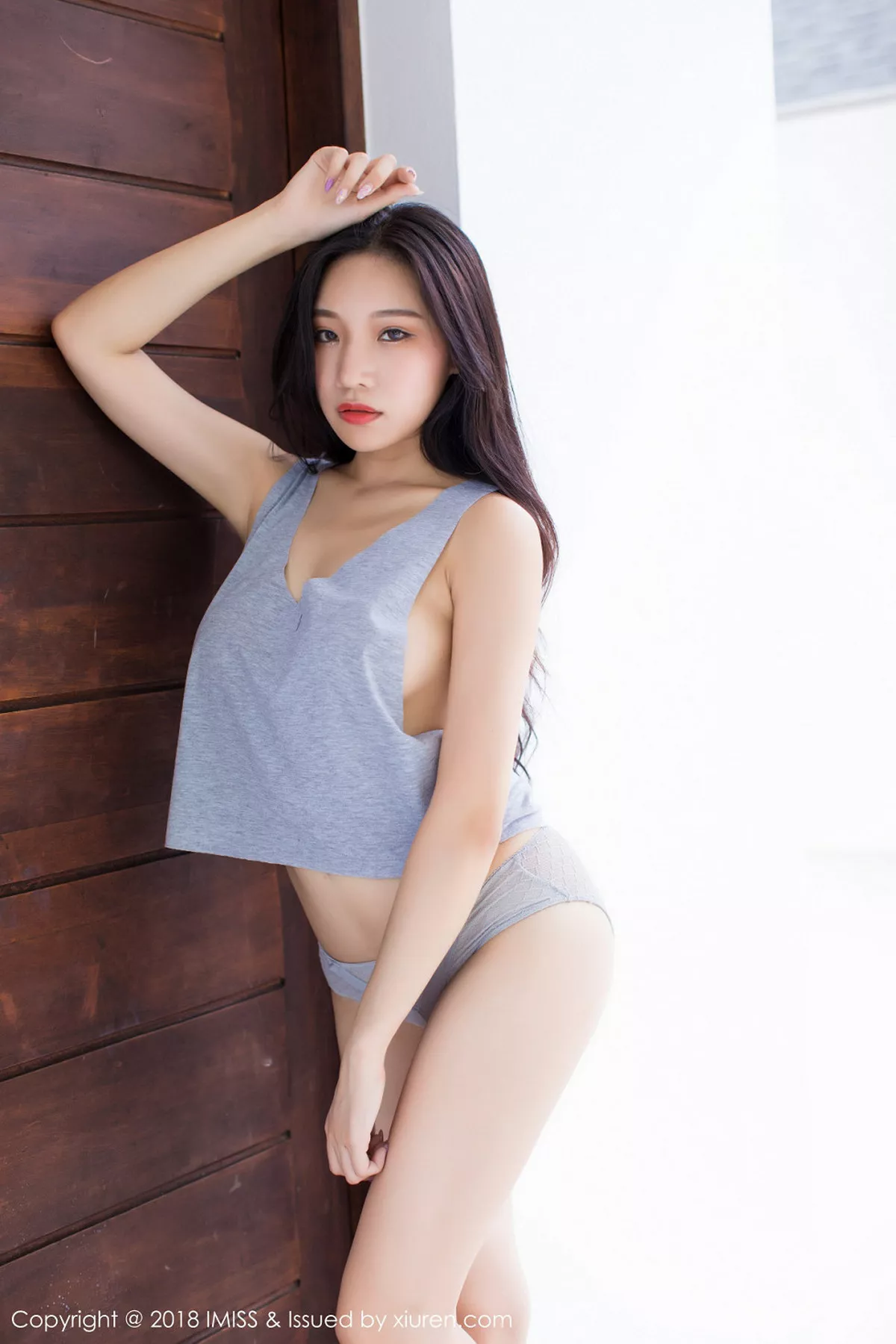 秀人集.com_[IMISS爱蜜社]Vol.219_女神小狐狸Sica甲米旅拍泳池里真空背心湿身诱惑写真58P