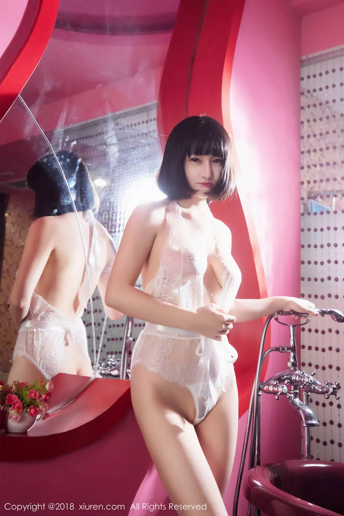 秀人集.com_[XiuRen秀人网]No.926_嫩模小探戈居家私房纯白透视蕾丝内衣秀火辣胴体喷血诱惑写真43P