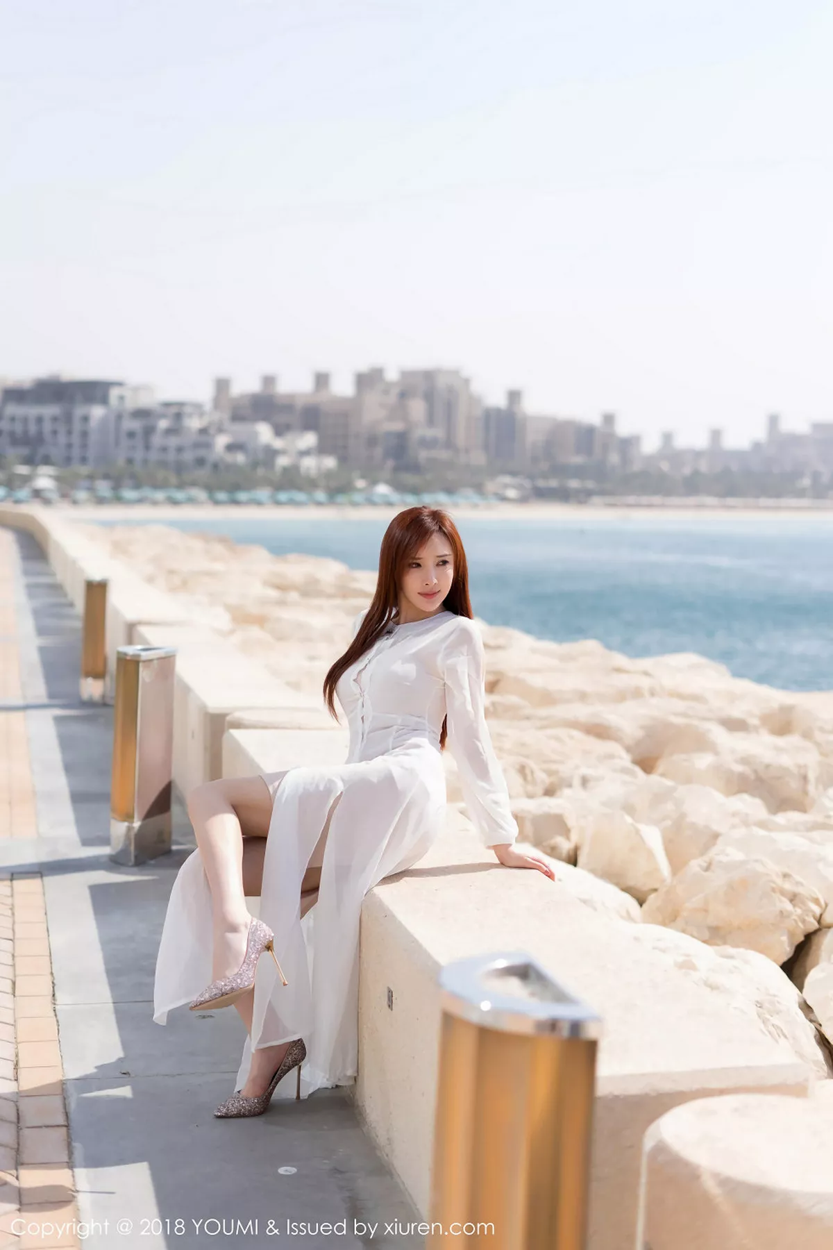 秀人集.com_[YouMi尤蜜荟]Vol.118_女神土肥圆矮挫穷迪拜旅拍大尺度私房内衣秀完美身材诱惑写真48P